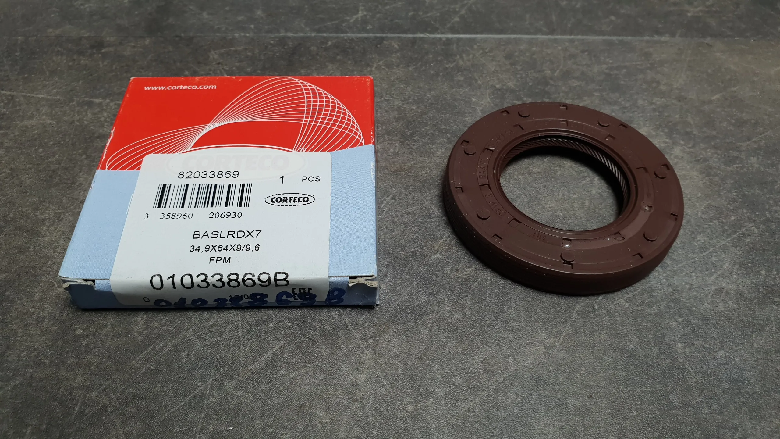 Сальник первичного вала МКПП GS6-37BZ/DZ [64x35x9]