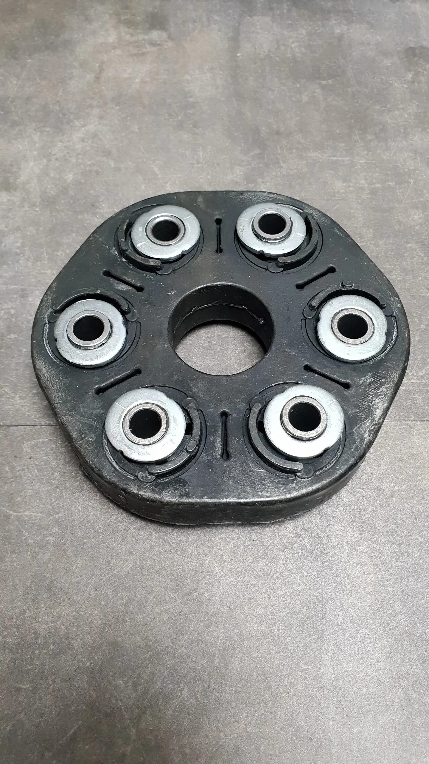 Муфта вала карданного E46,E39,E38,E81-87,E90-93:дизельные; E60(M57N,N62N),E65(N52,N62N),E83(N52,N47)