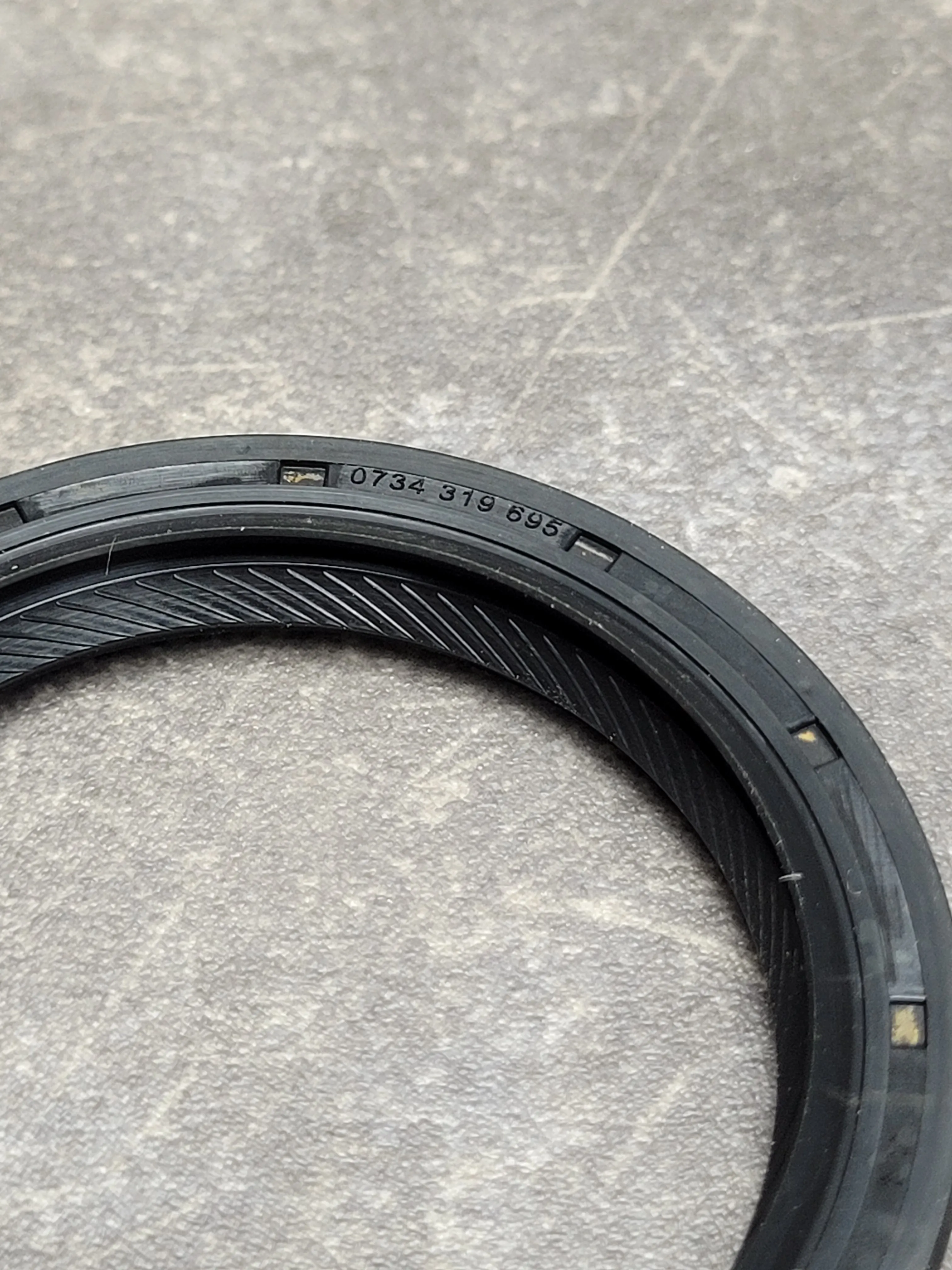 Сальник гидротрансформатора АКПП (45*58*7) ZF GA6HP19Z (5hp19)