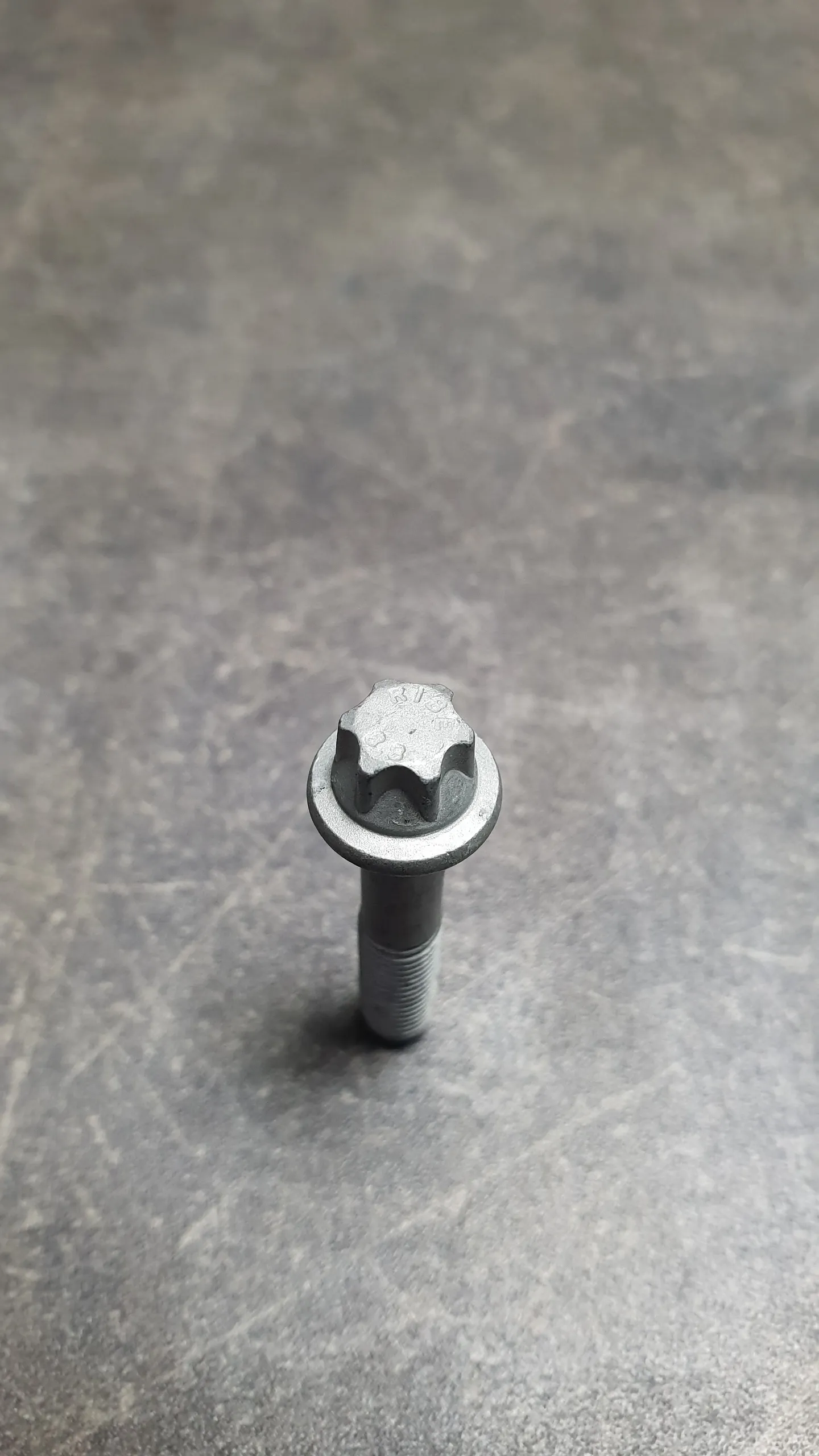 Болт клапанной крышки N52N, N51 (M7X36) (18-25)