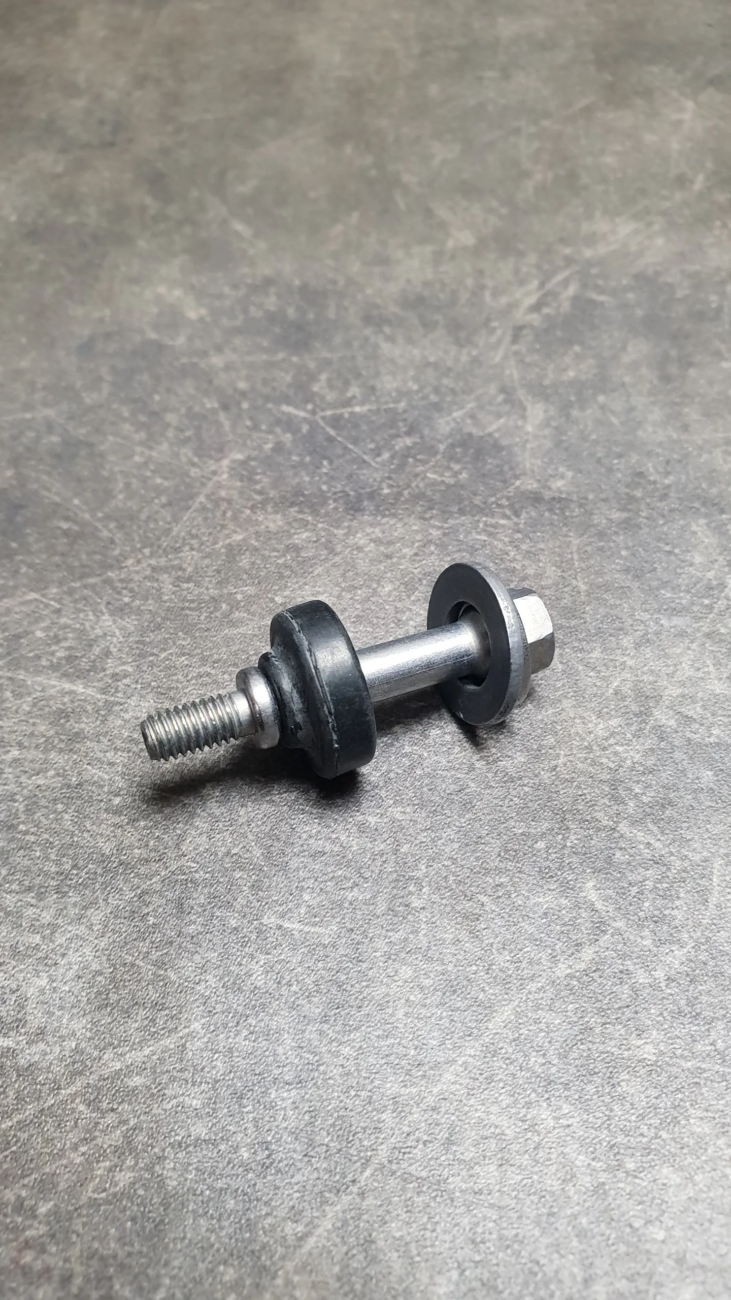 Болт клапанной крышки M42,M43,M43TU,M62,M62TU [M6X42,5] (18-26)