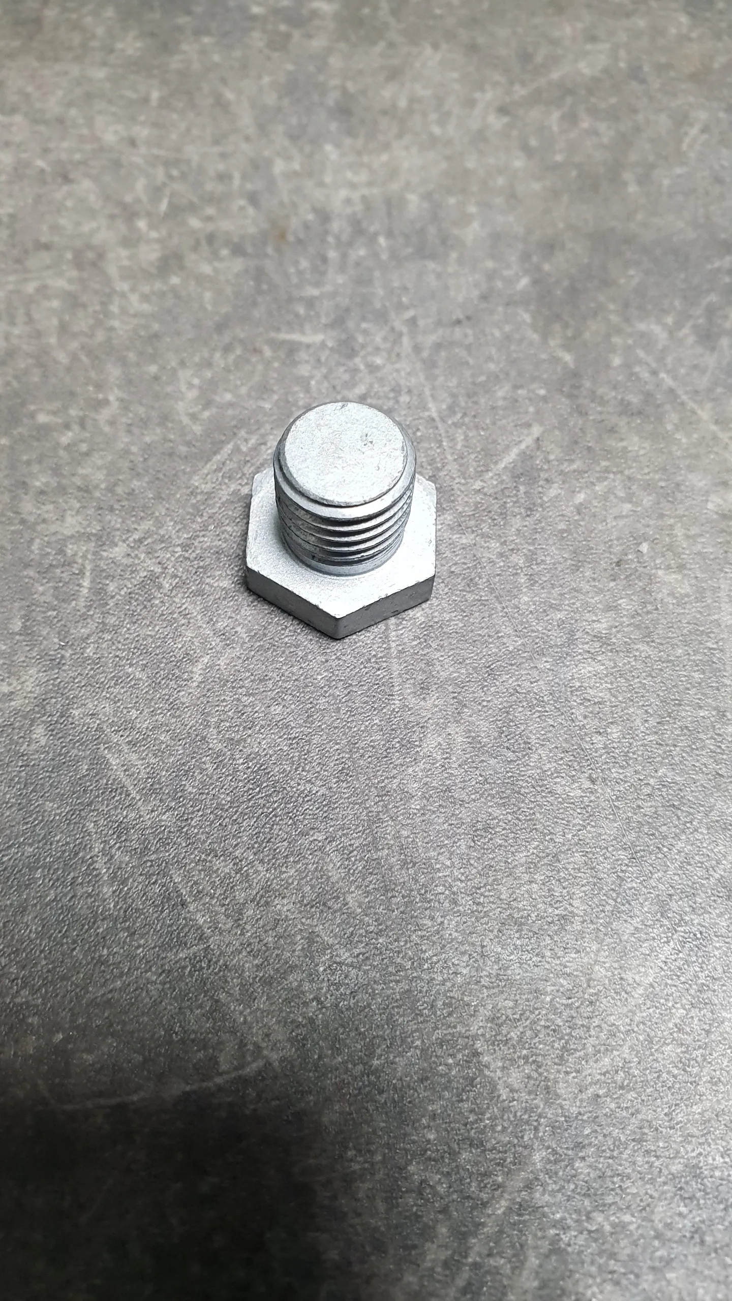 Пробка сливная поддона двигателя (болт поддона) N52 (14-17)