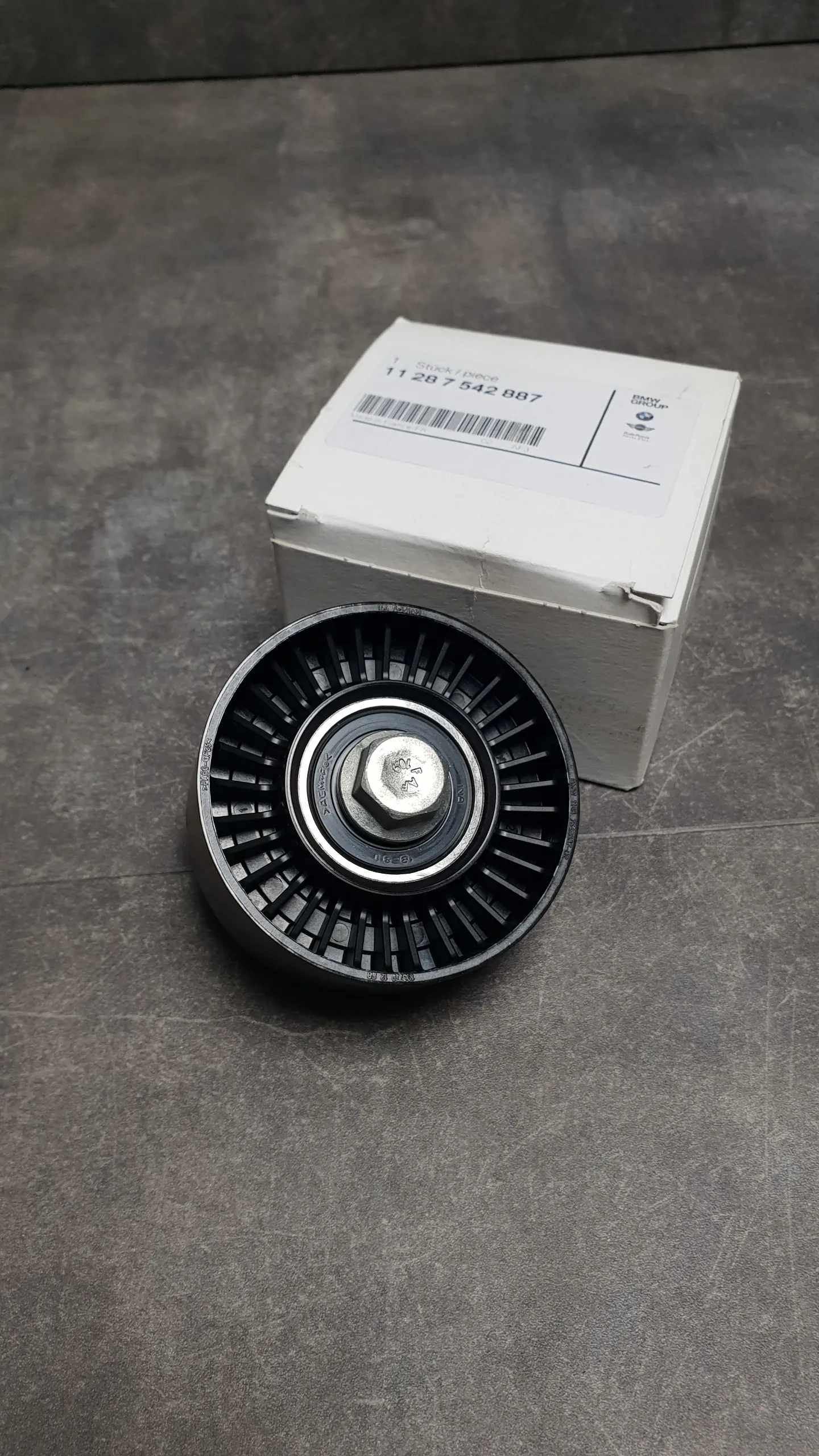 Ролик обводной E70 [N52N] [Adaptive Drive]