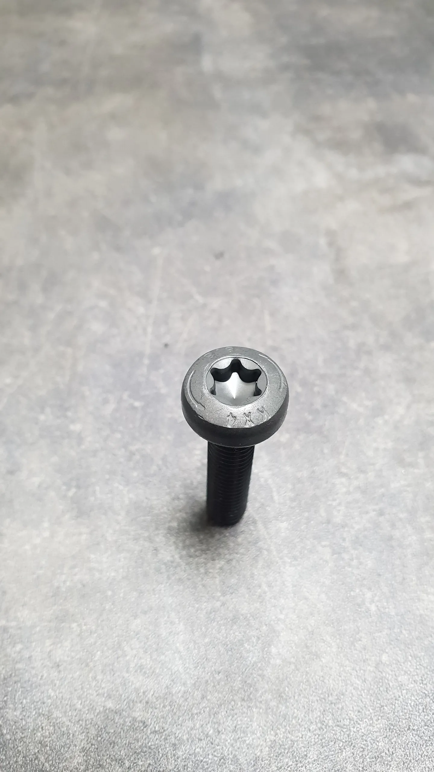 Болт звезды масляного насоса [M8X35-PHR] (20-3)