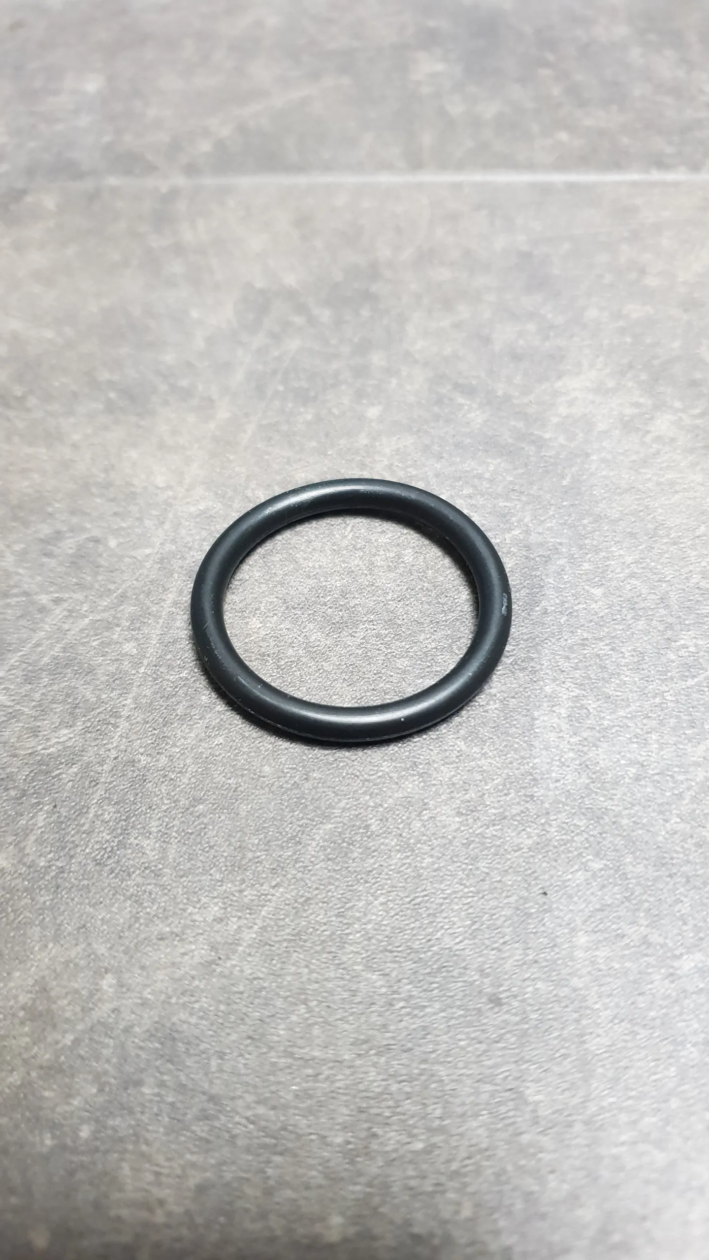 Кольцо круглого сечения флянца на ГБЦ (28X3,3) (10-25)