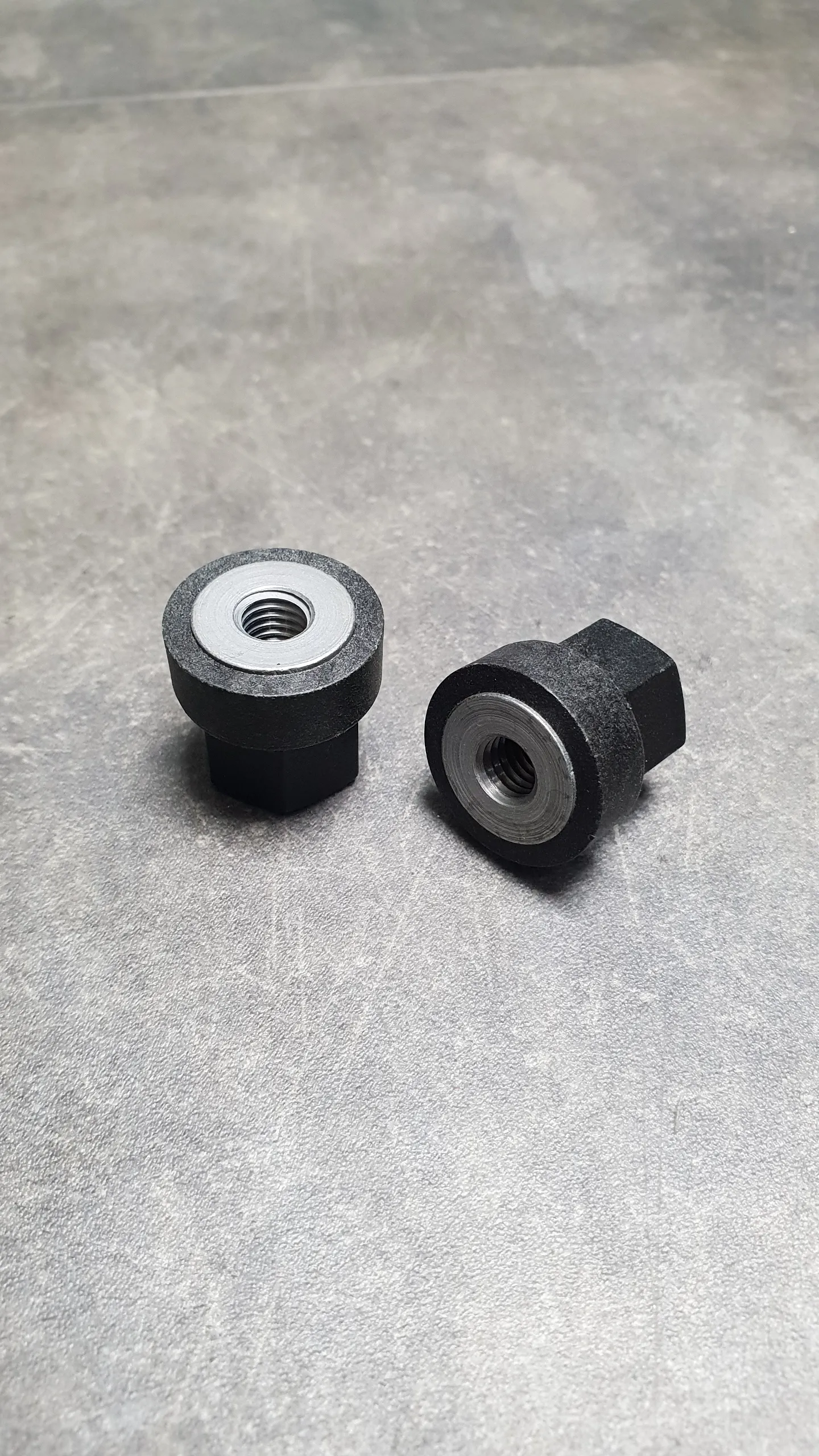 Гайка генератора защитная E81-E88,E46,E90-E93,E39,E60-E64,E38,E65,E83,E53,E84 (14-7)