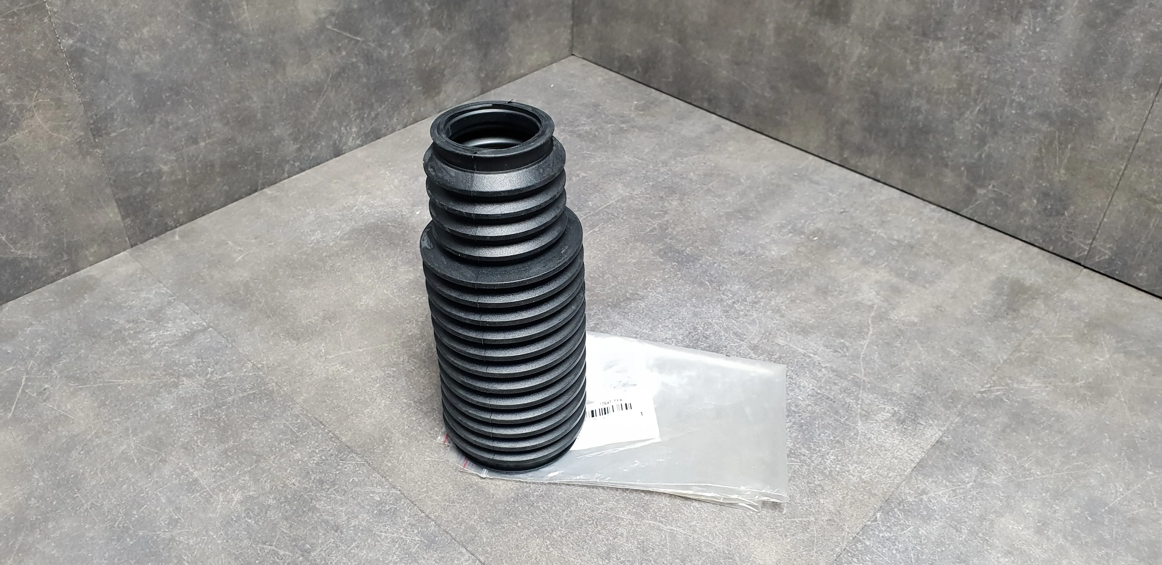 Пыльник рулевой рейки E39 (без хомутов)