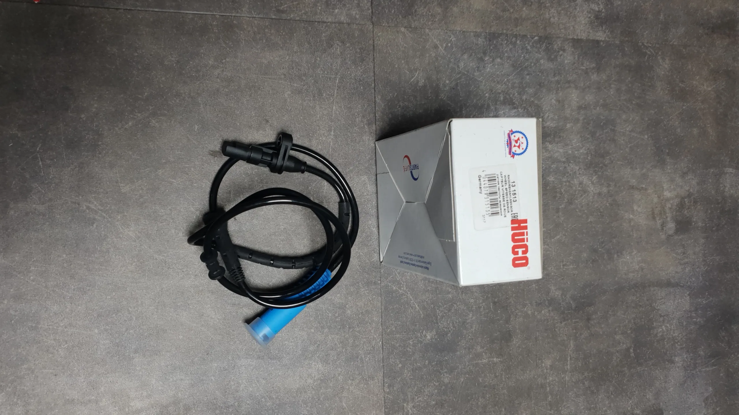 Датчик ABS задний E38 (с 09.1998г.в)