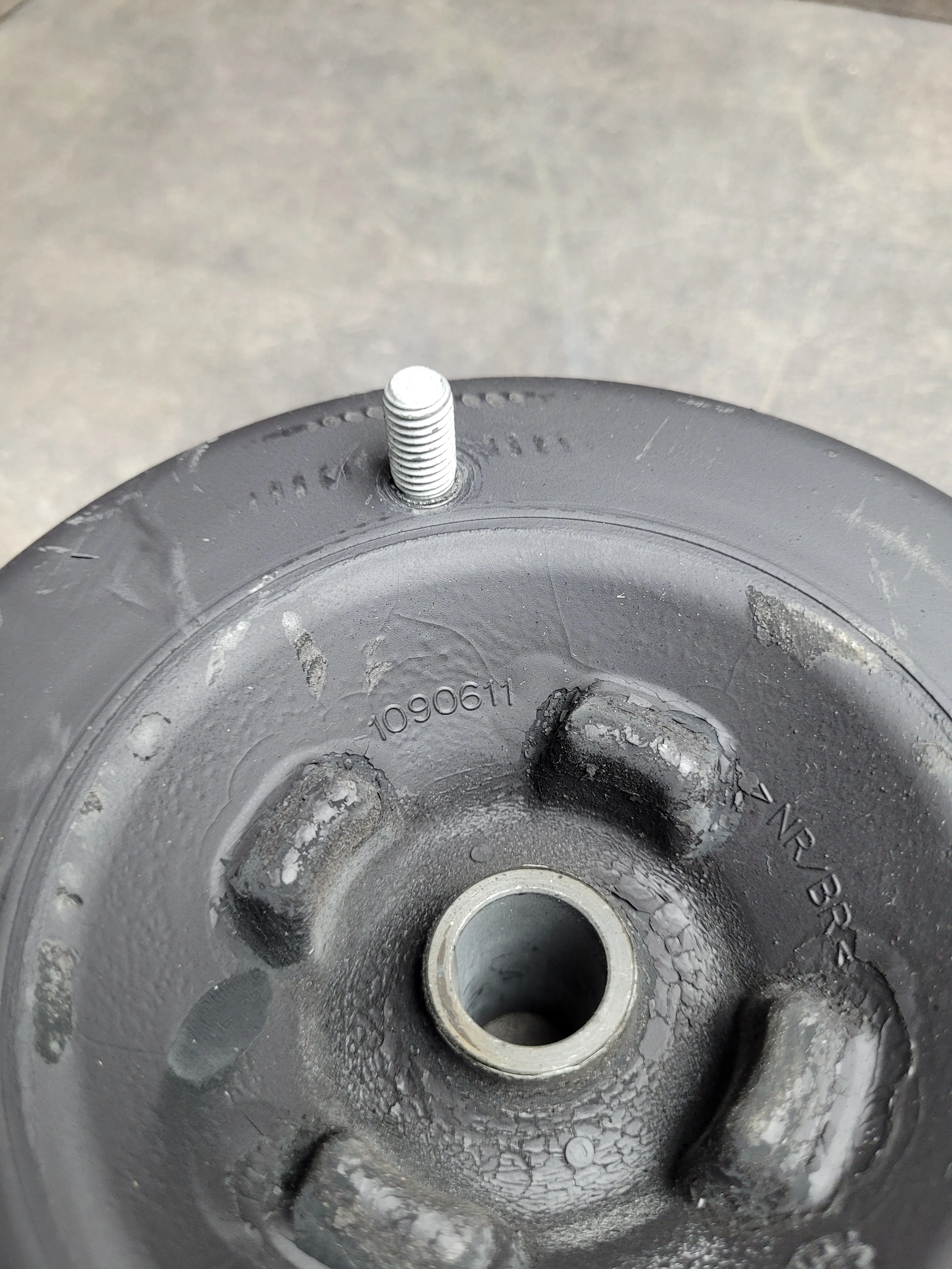 Опора амортизатора перед E38, без подшипника