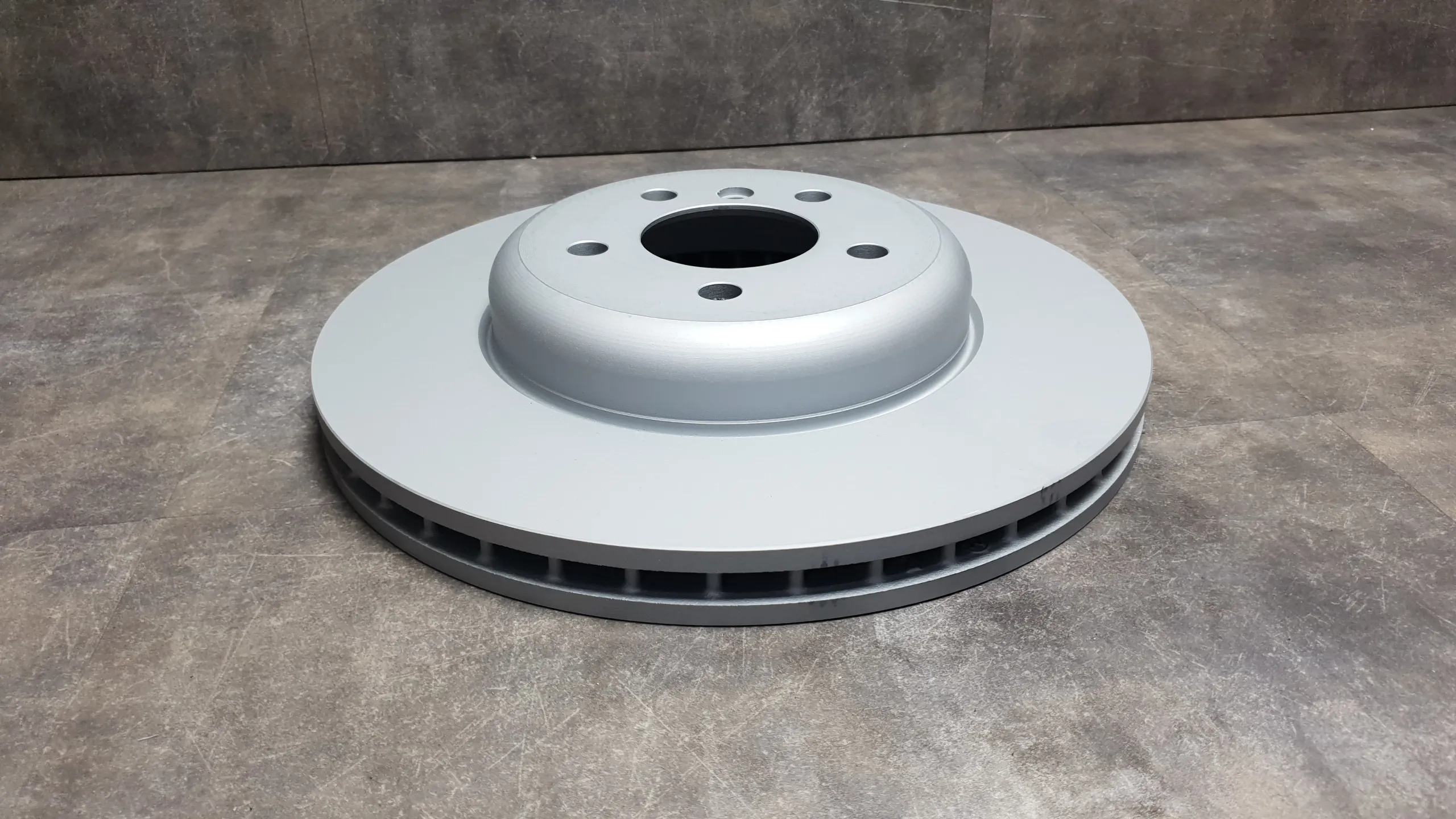 Тормозной диск передн F02,F06,F10,F11 [348x30]