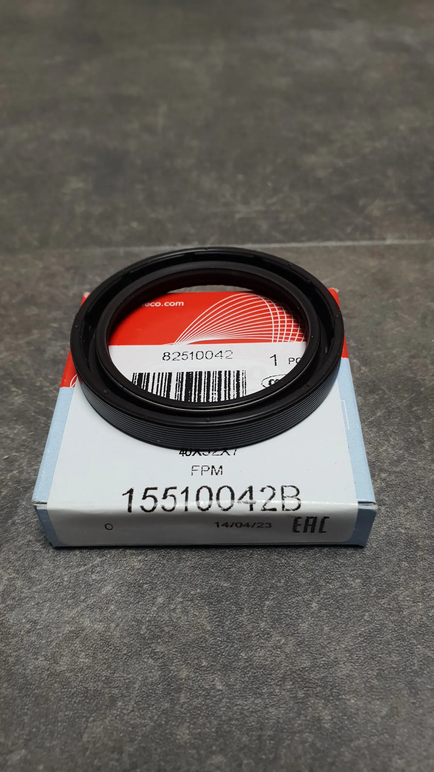 Сальник гидротрансформатора АКПП (52*40*7) M52,M60,M62,M62TU  [5HP18]