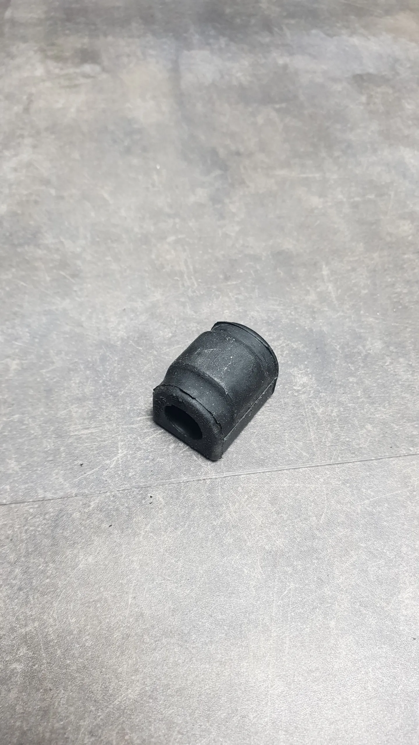 Втулка стабилизатора заднего E46 (d=17 мм), E36,E34 - спорт подвеска