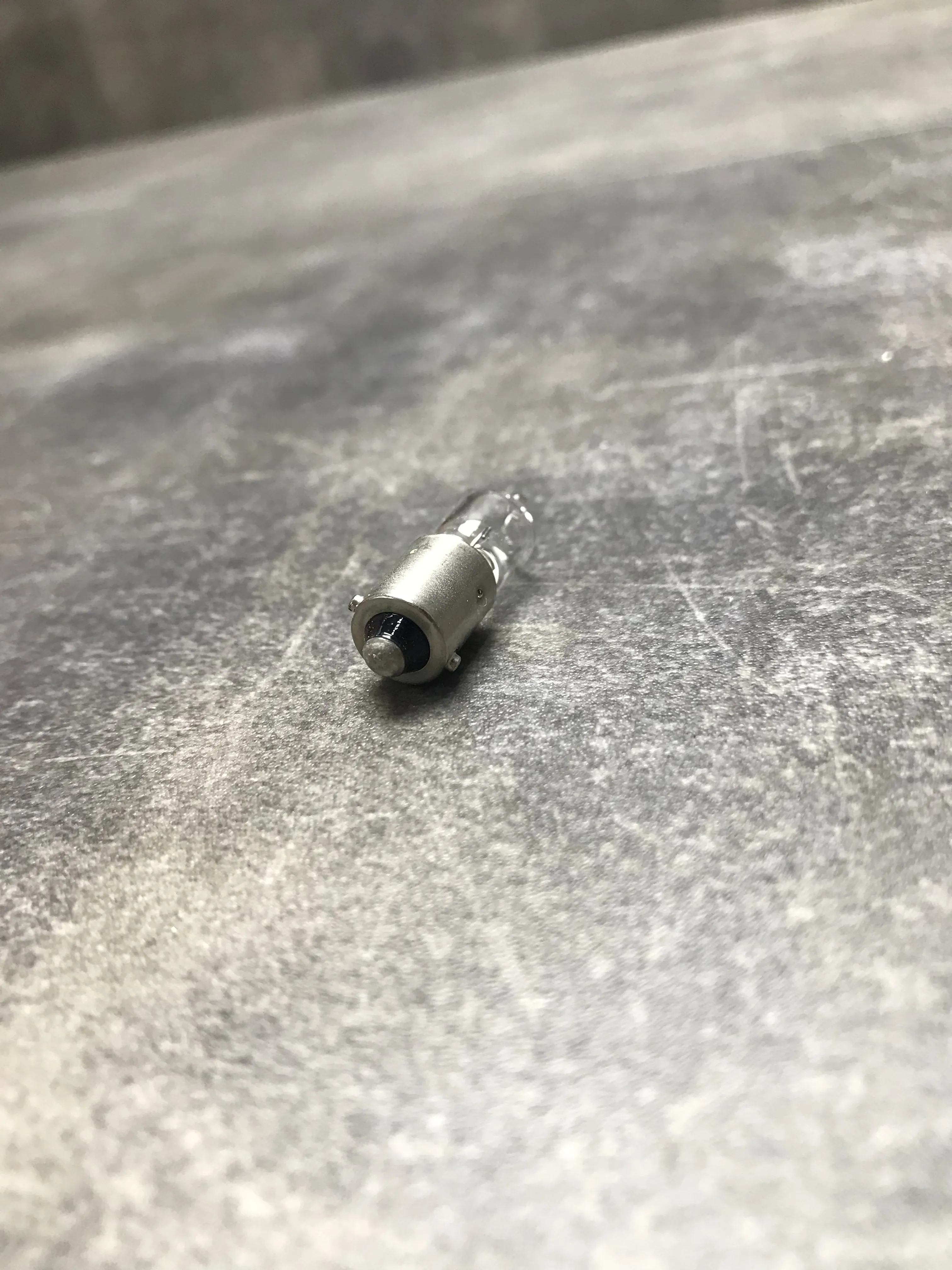 Лампа H5W 12V 5W BA9s (T5W)