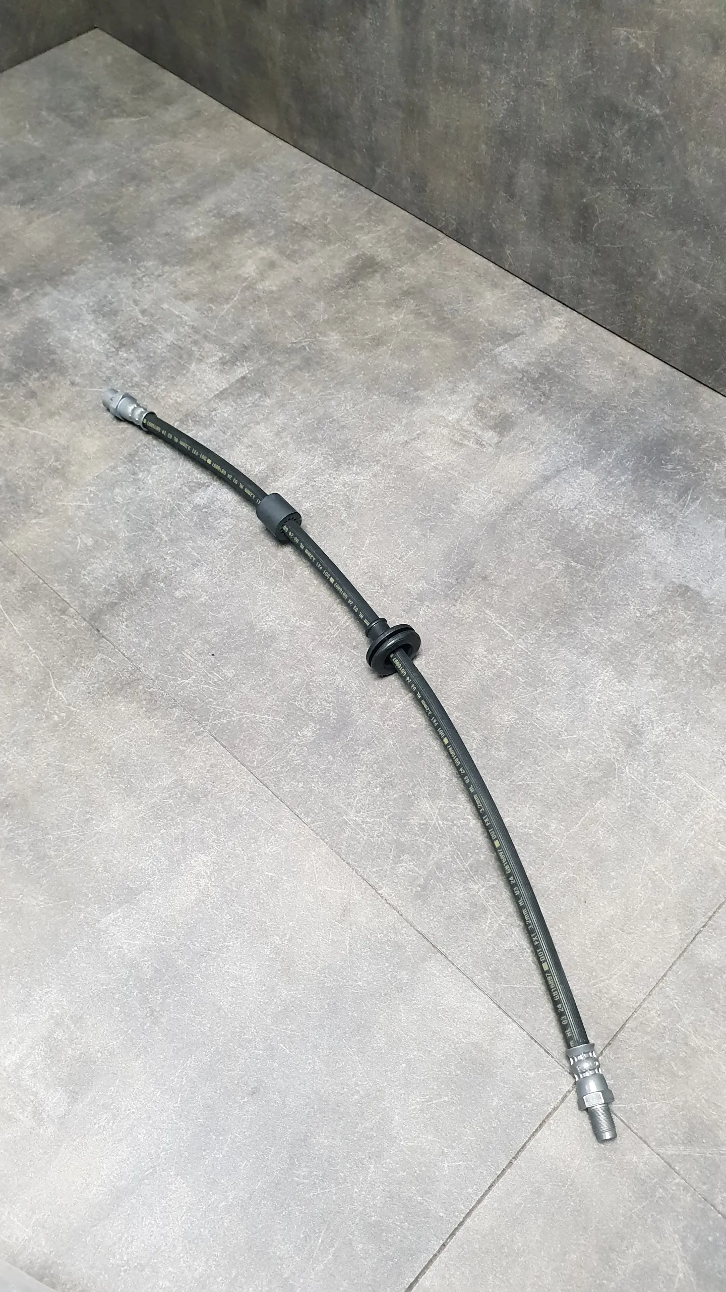 Тормозной шланг передний X3 E83