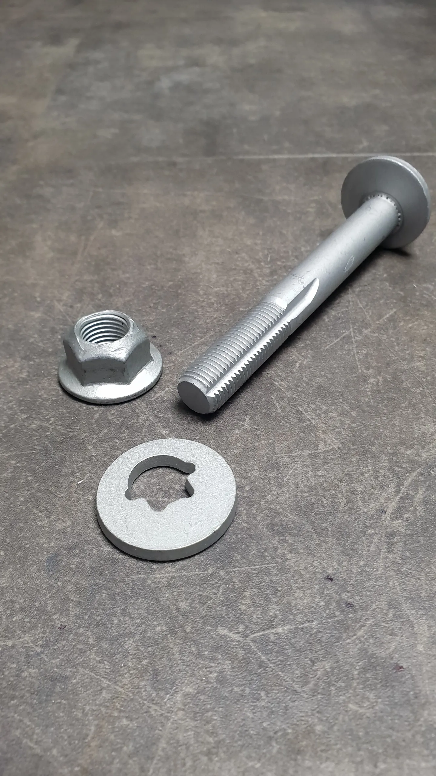 Болт эксцентриковый [развал/в Н-образный рычаг/M14x105] E39,E60,F10 (комплект шайба + гайка) (20-9)