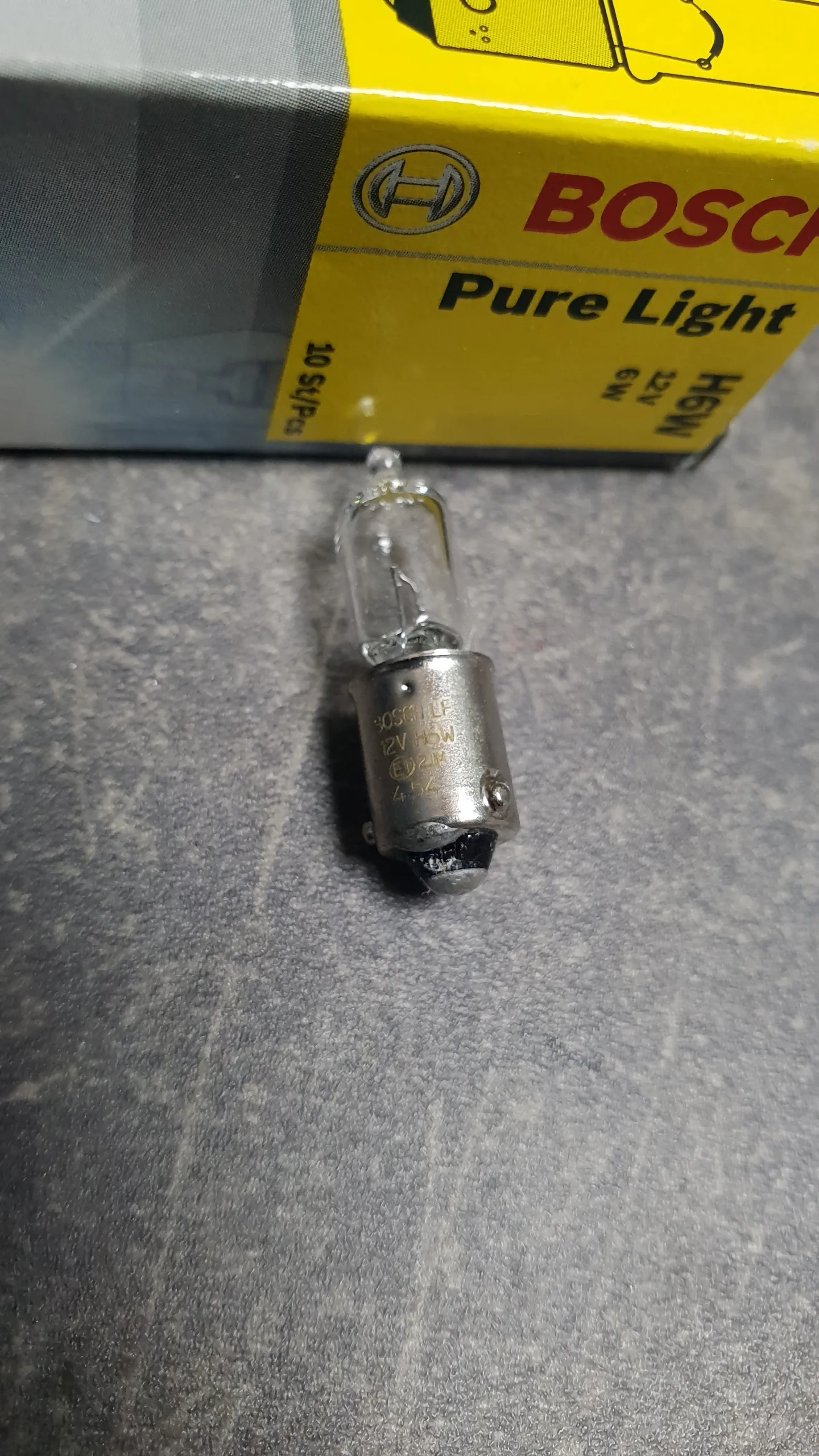 Лампа H6W (12V,6W,патрон BAX9s)