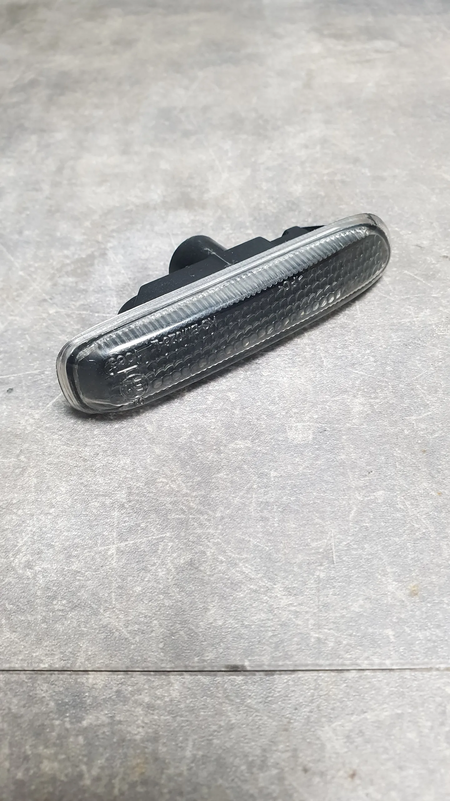 Повторитель указателя поворота на крыло E36,E53 тонированный [L]