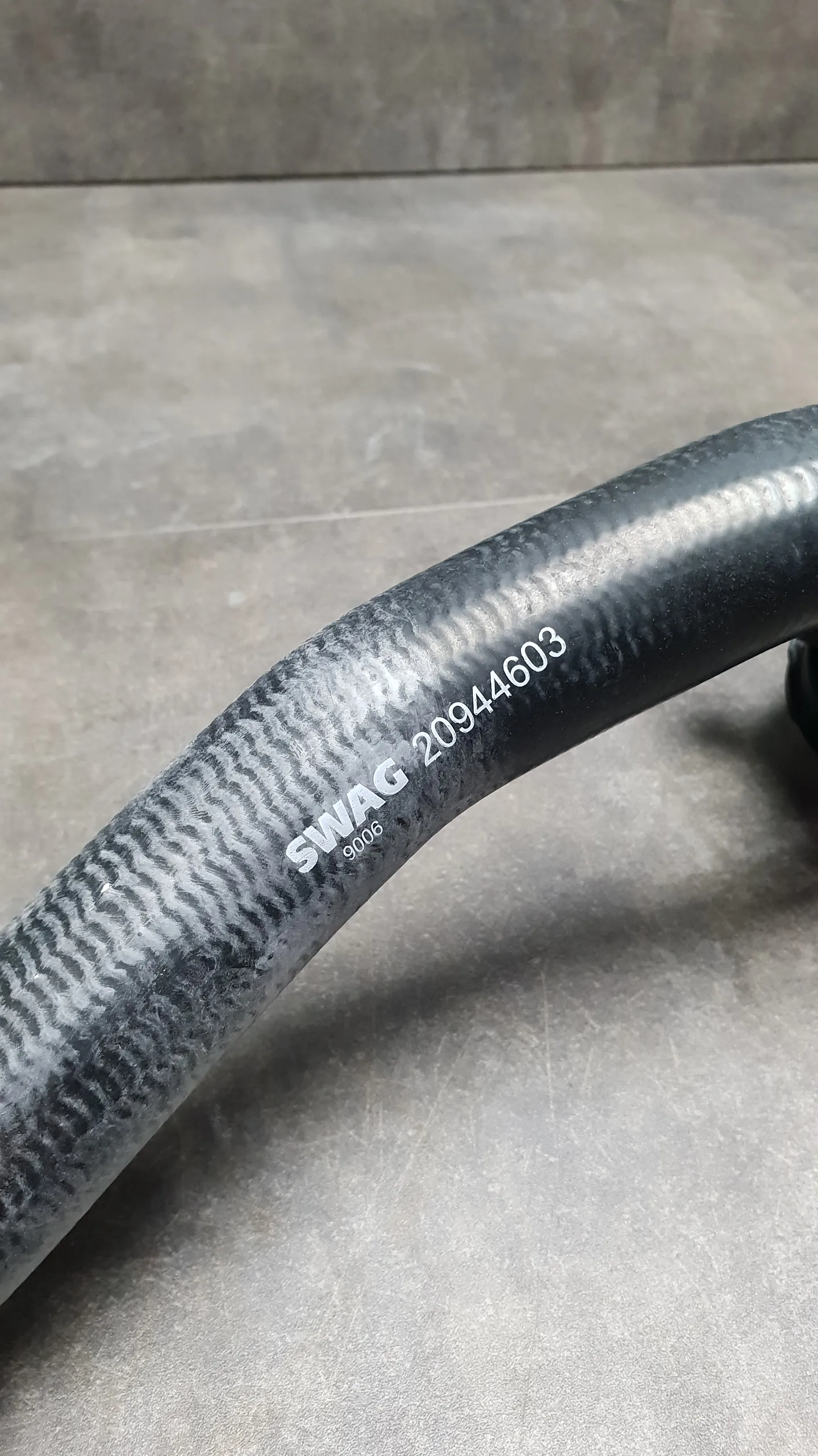 Патрубок системы охлаждения нижний E60 [M54]