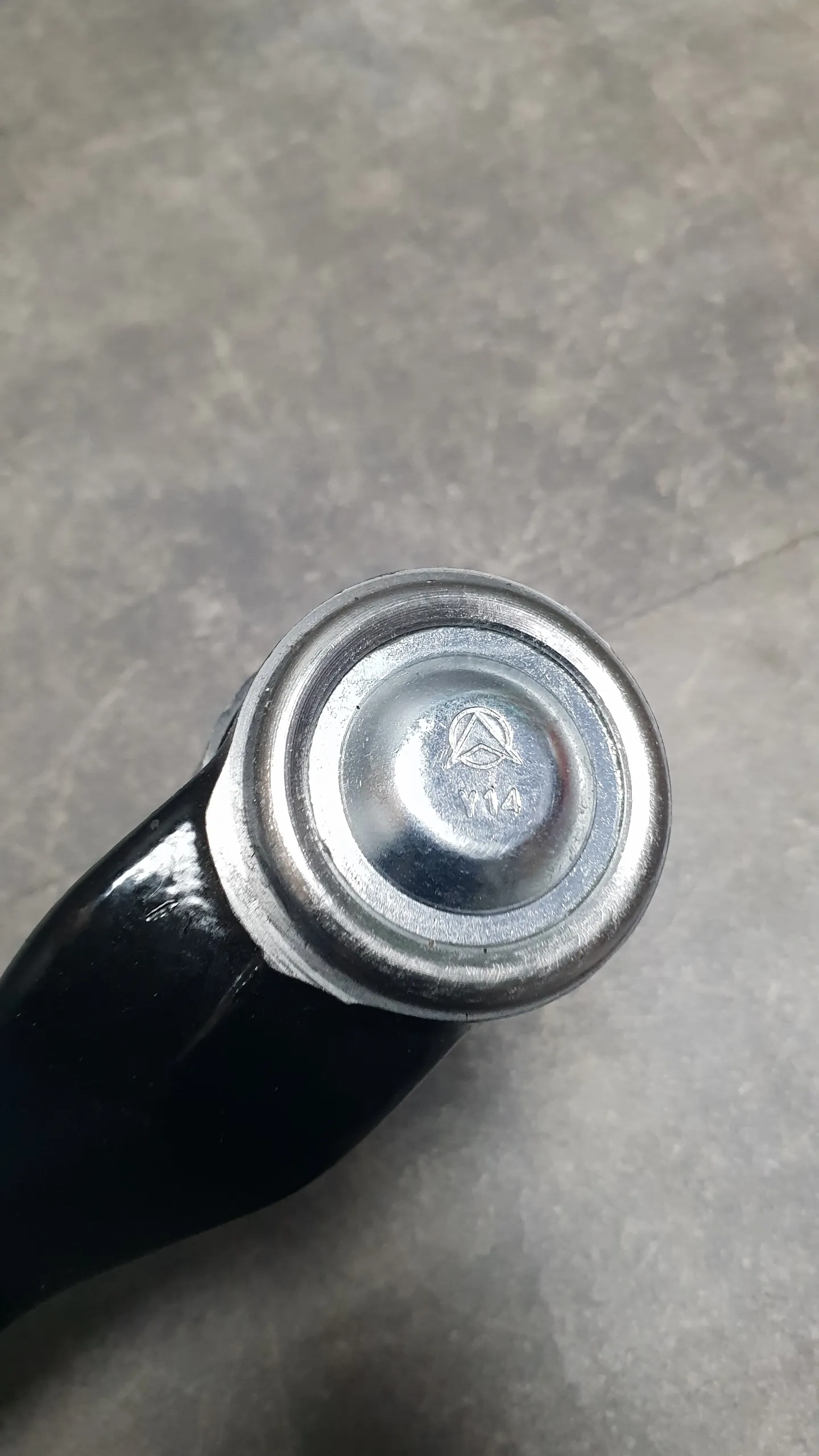 Рычаг подвески передней поперечный F25,F26 (прямой) L