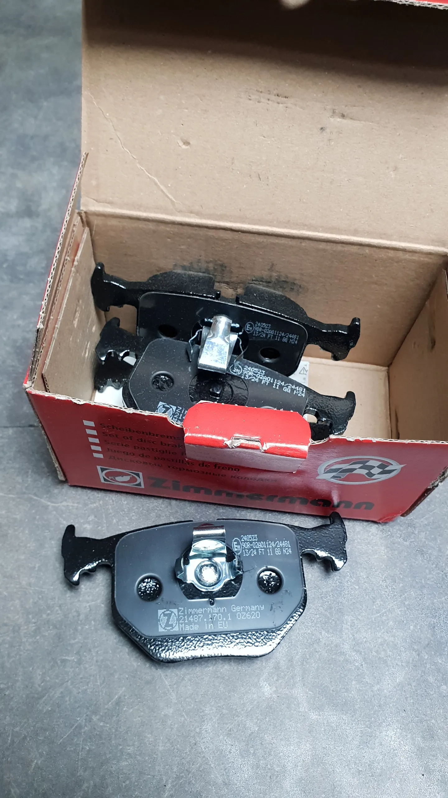 Колодки тормозные зад  E46(330),E38,X3,X5 (E53)