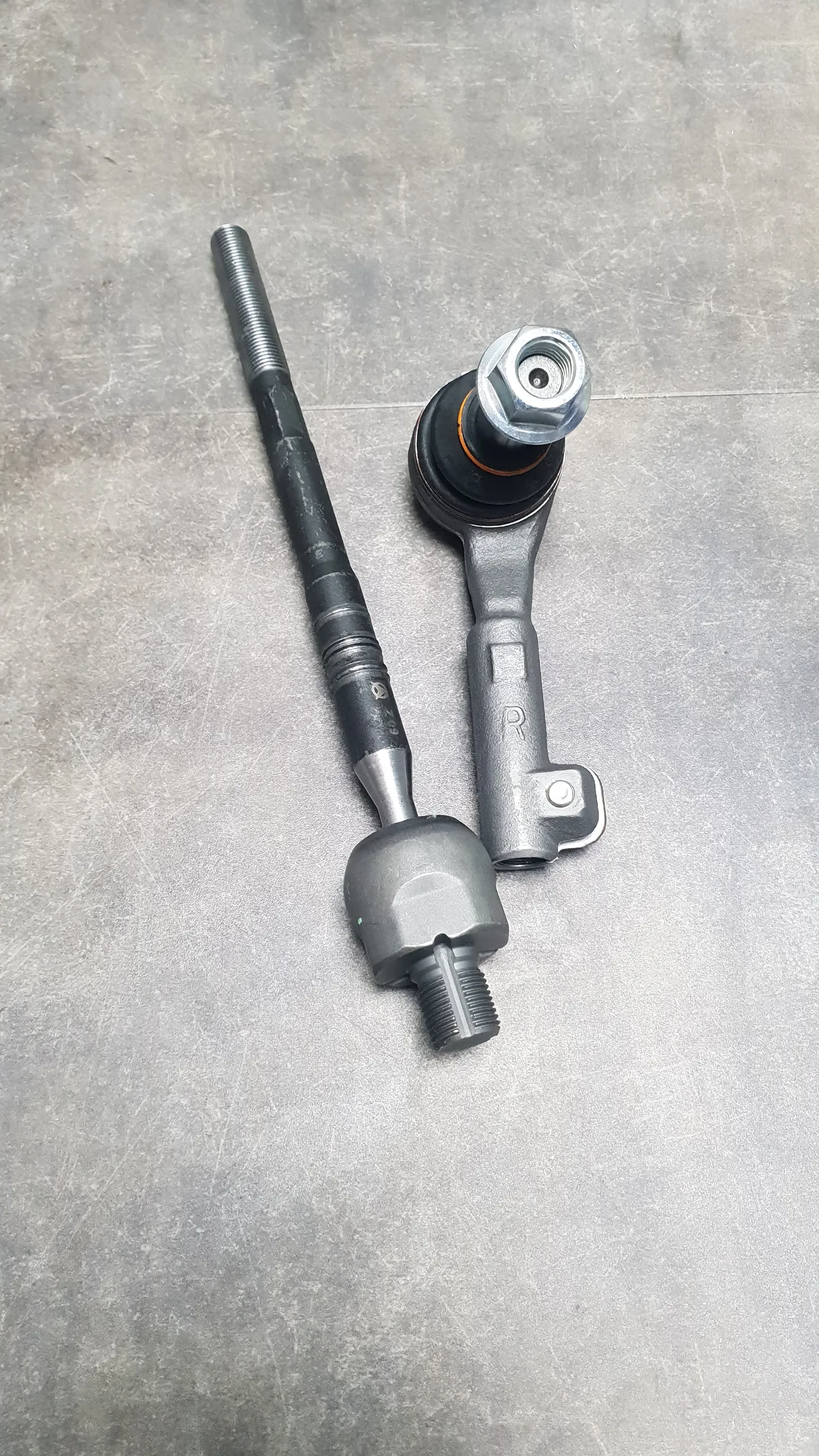 Рулевая тяга в сборе с наконечником E90xi,E84xi [рул.мех ZF]  [R]