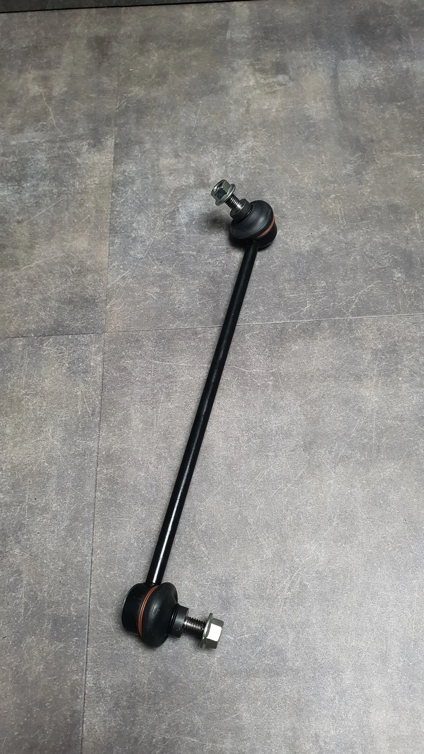 Стойка стабилизатора пер. E46xi линк [L]