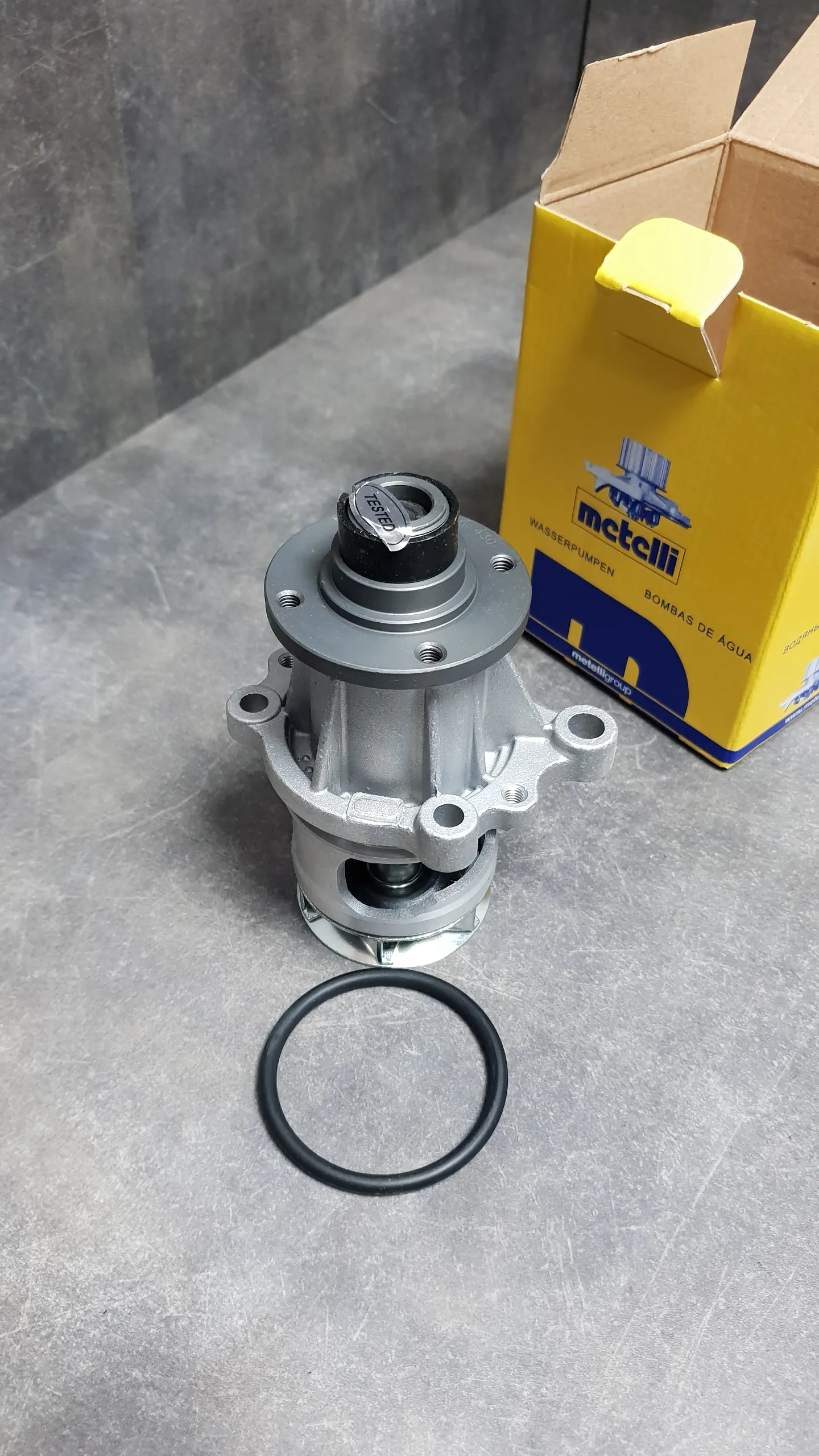 Помпа водяная M42,M43,M44