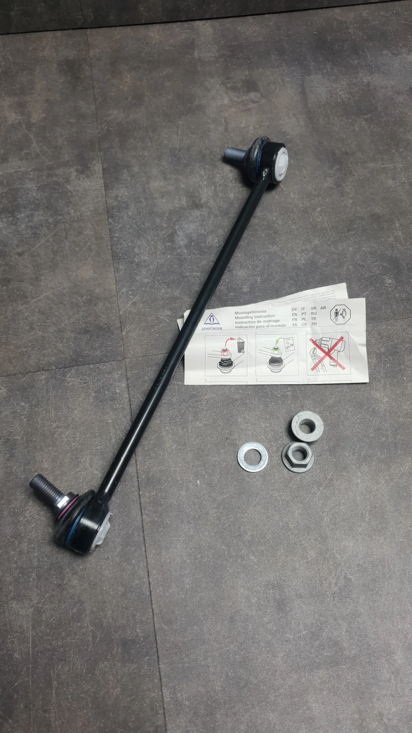 Стойка стабилизатора пер. E53 X5 (R) линк