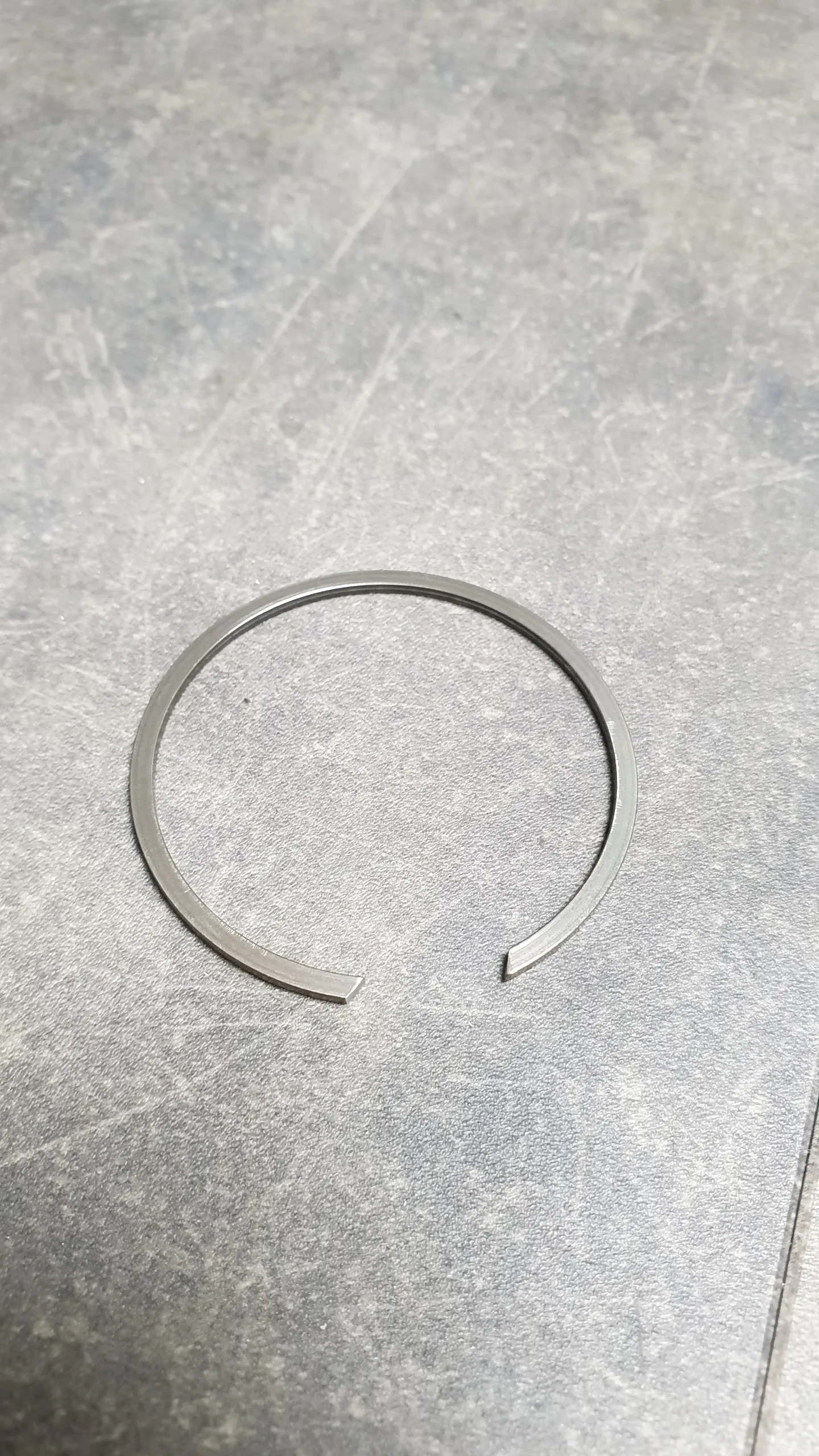 Кольцо стопорное пружинное раздатки