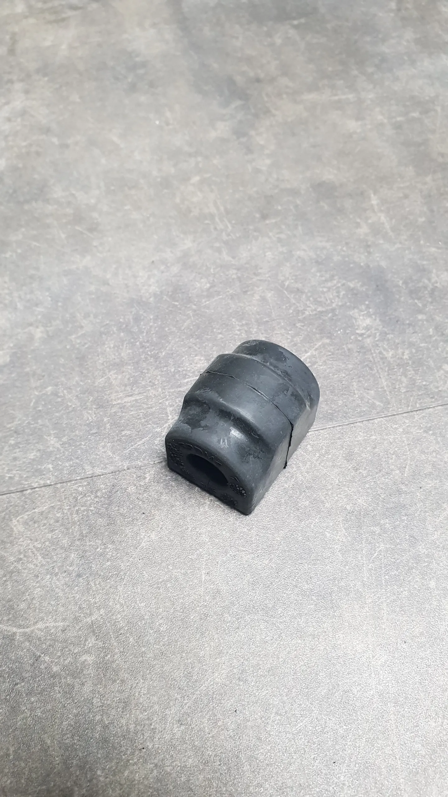 Втулка стабилизатора заднего Е36,Е34,Е32 [15мм]