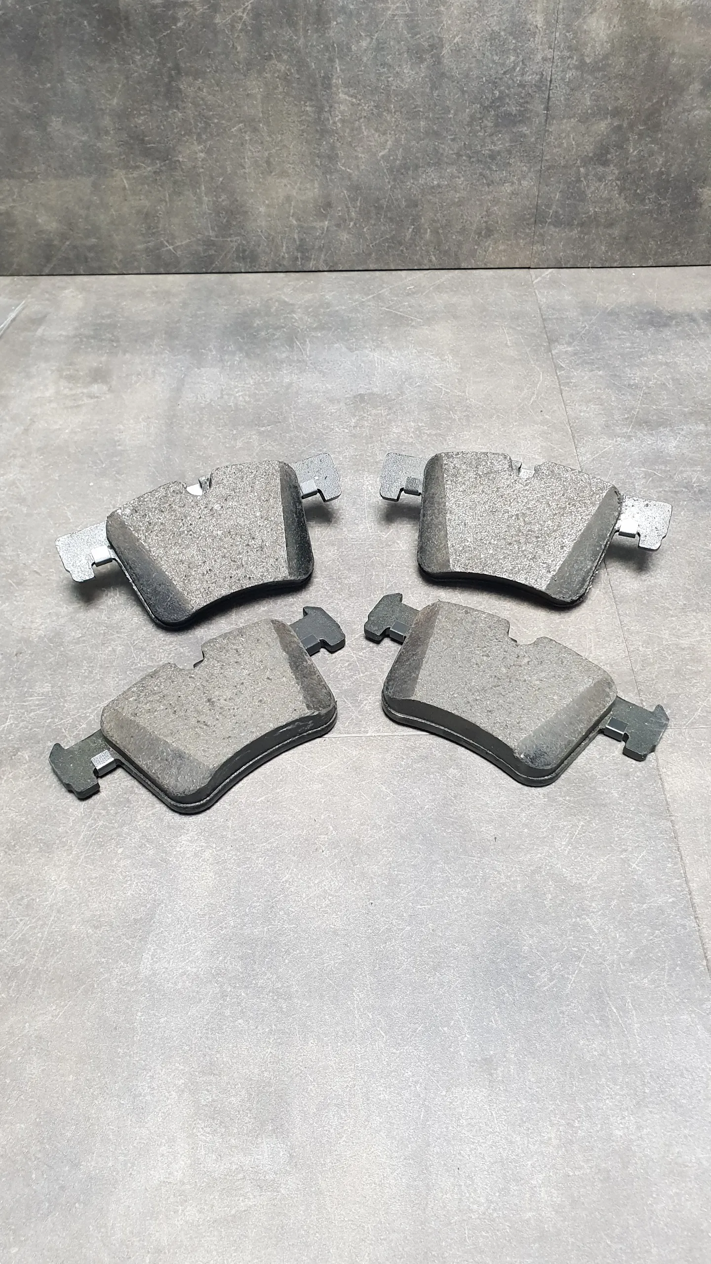 Колодки тормозные пер  F20, F30, X3 F25 смотри по VIN