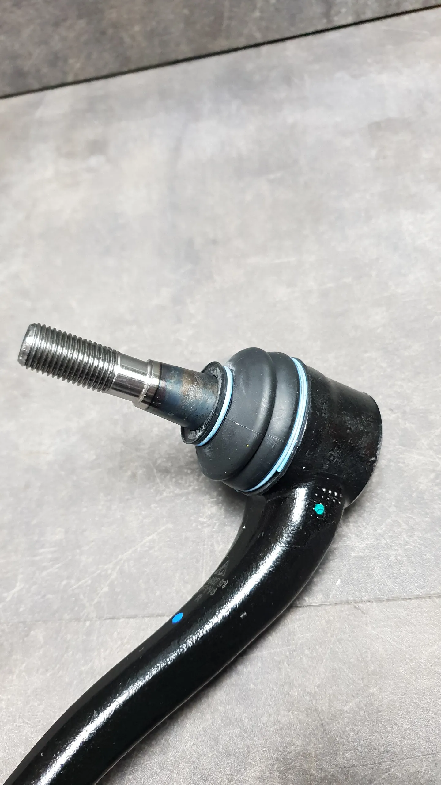 Рычаг подвески передней нижний E53 (задний) R