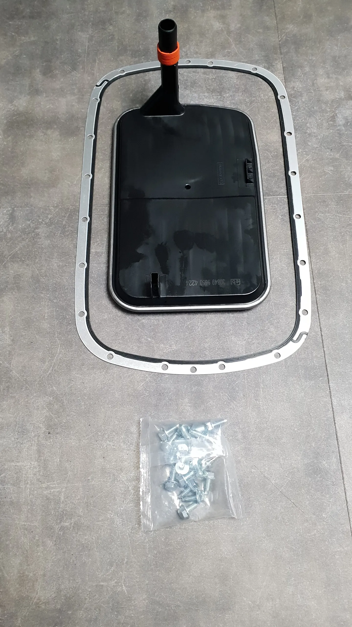Фильтр АКПП GM A5S360R390RA4S200R дизель E46,E39,X3 E83 + M43 [с прокладкой и болтами]