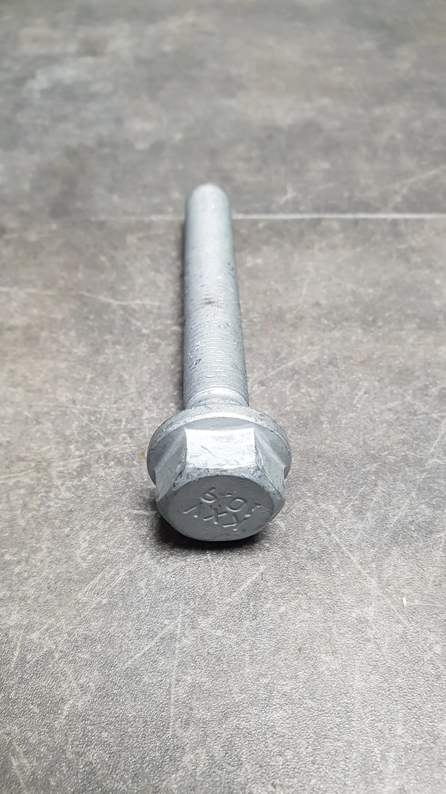 Болт крепления заднего амортизатора E70,E71,F15,F16 [M14X1,5X103] (16-6)