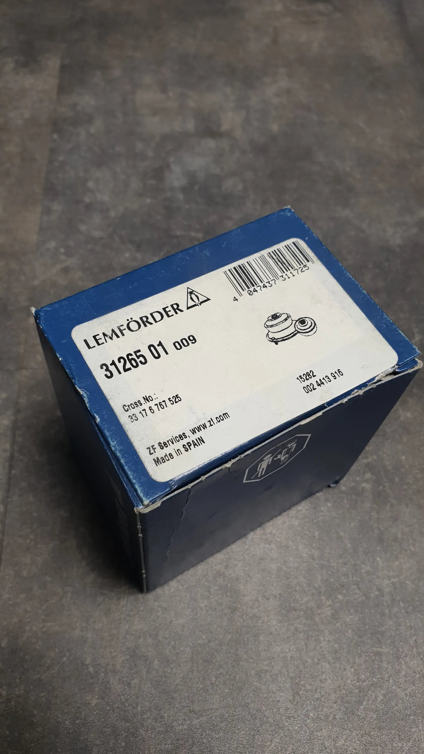 Сайлентблок балки моста редуктора [передний] E60