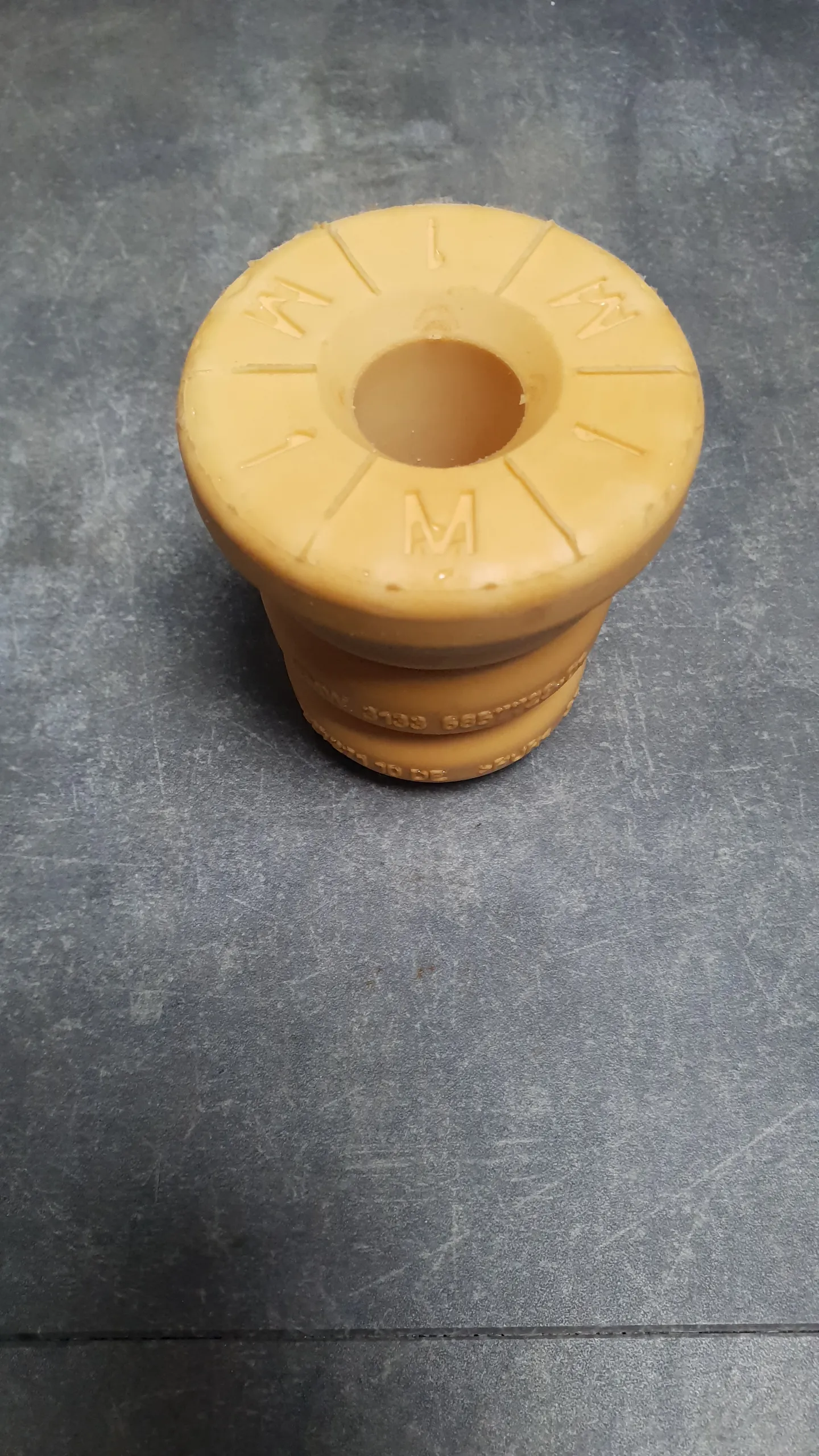 Отбойник амортизатора переднего F20-23,F30-35,G20-G21,F32-36