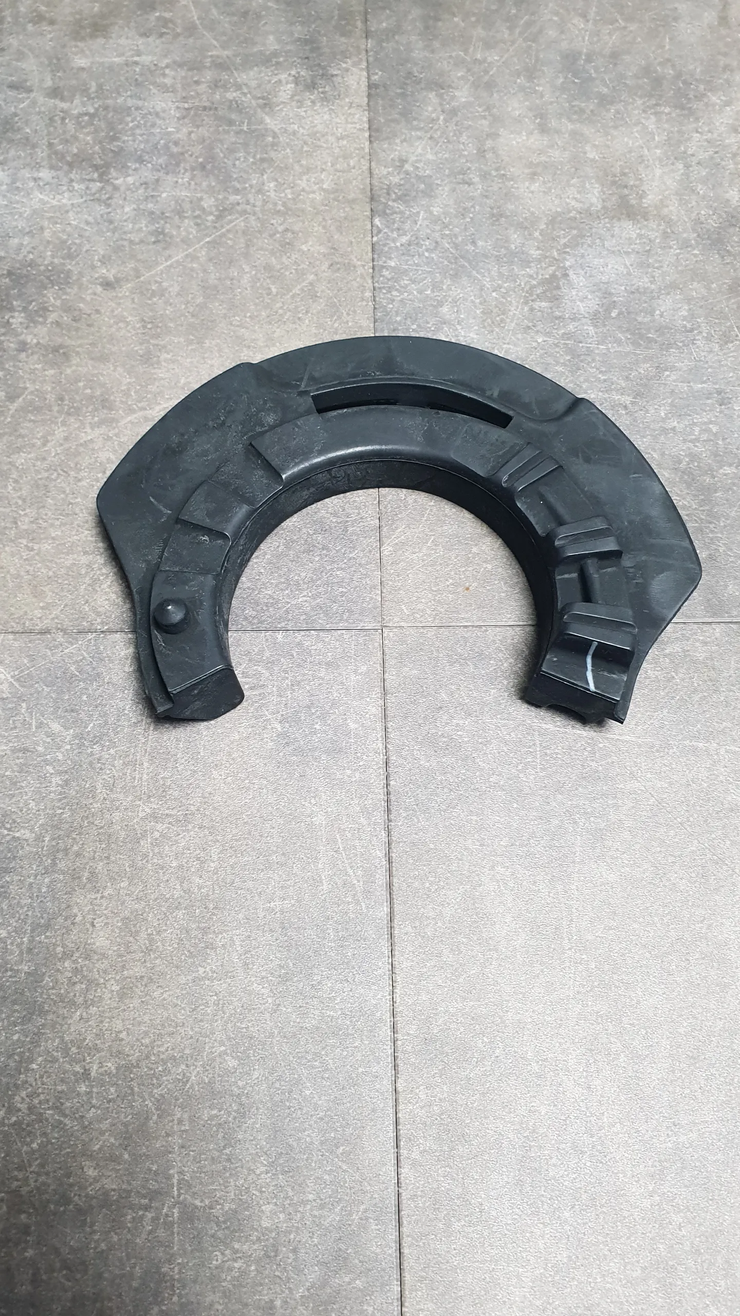 Прокладка передней пружины нижняя F21,F40,F52,F30LCI,X1 F48,X3 F25