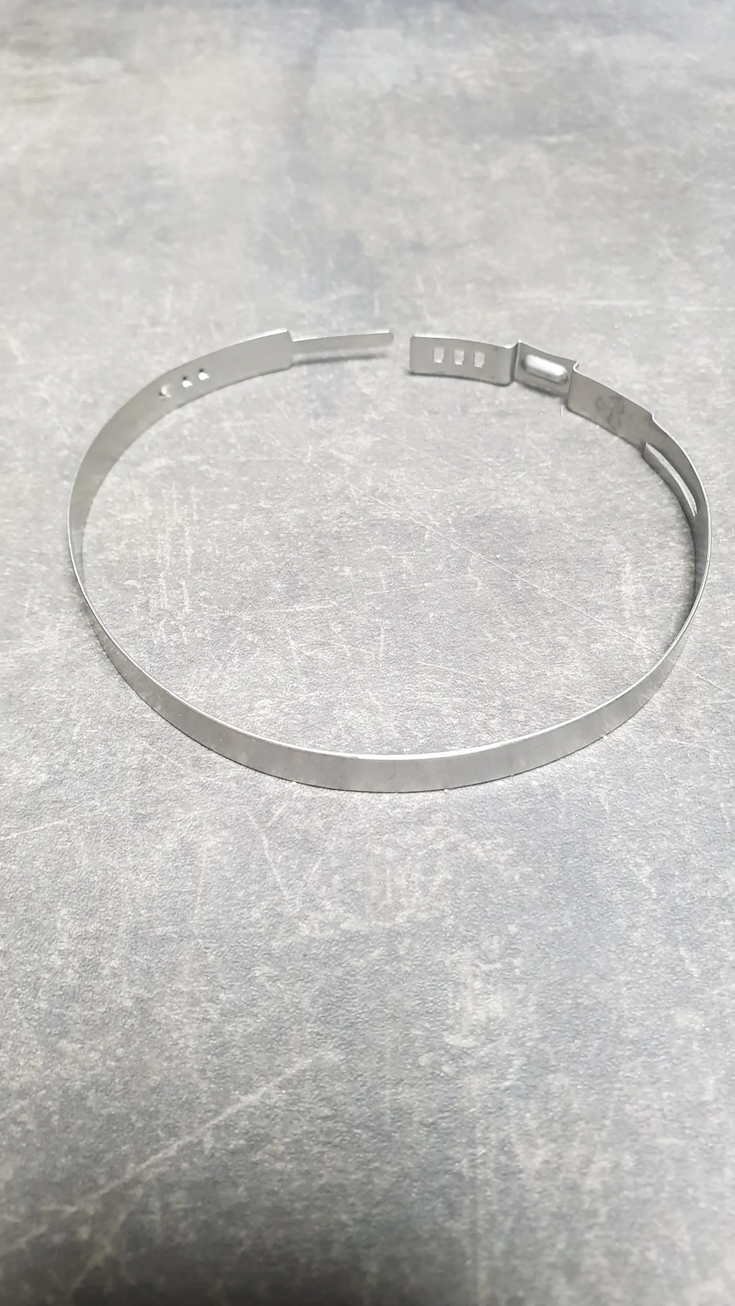 Хомут пыльника рулевой рейки [D=67,8-71,0] зажимный