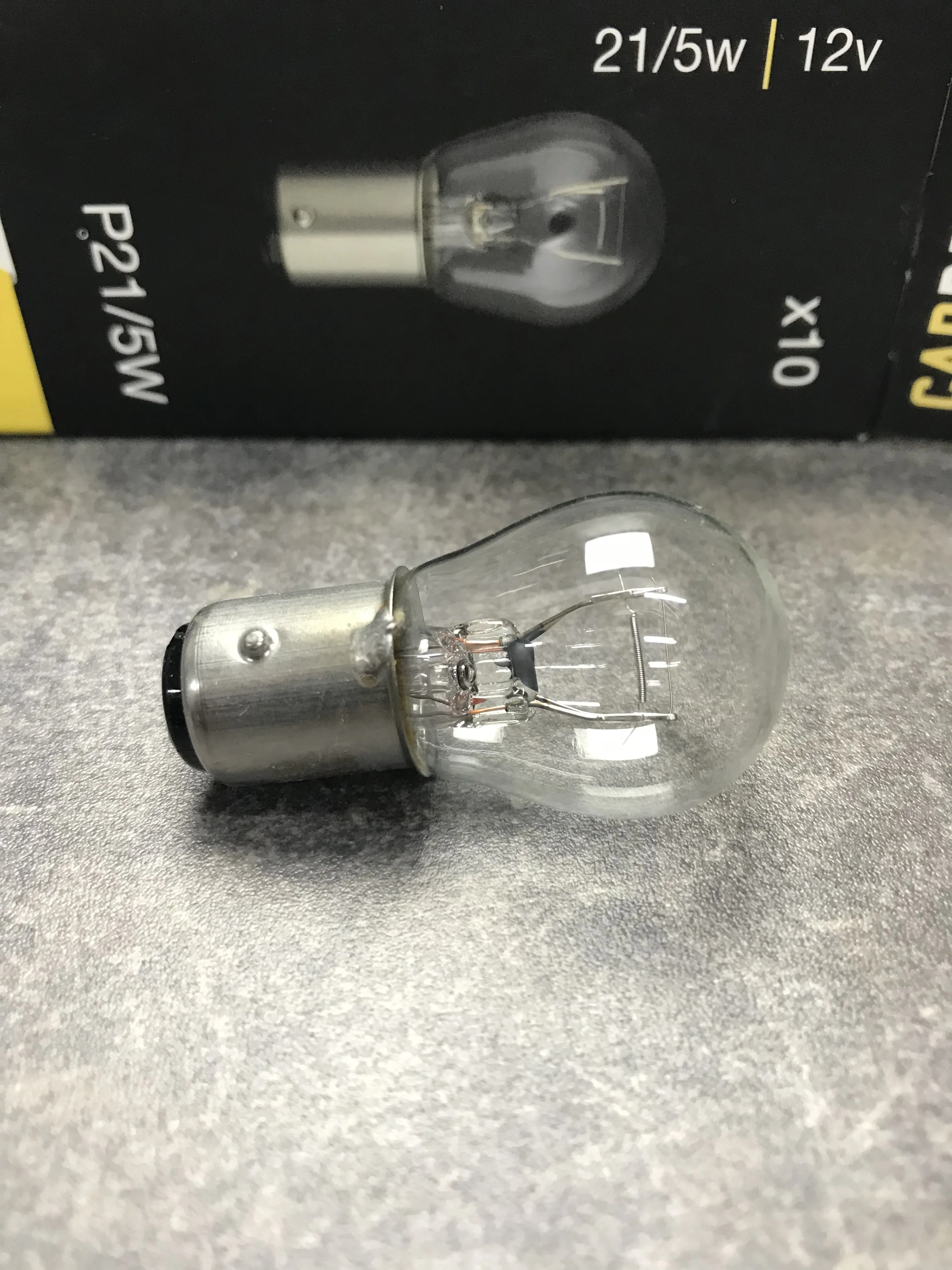 Лампа P215W Day&Night (12V,215W,патрон BAY15d)