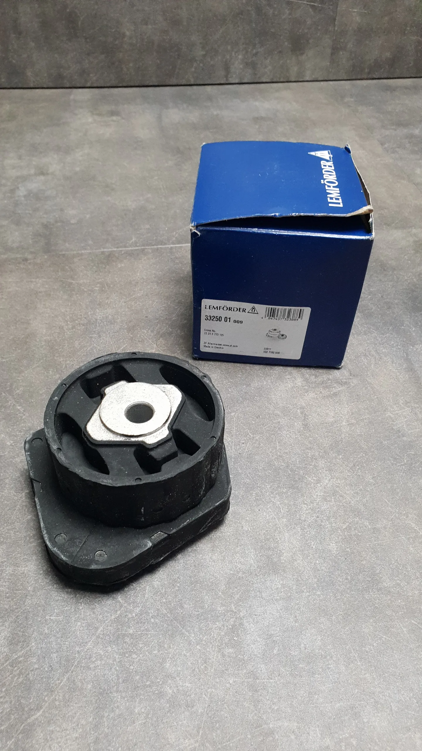Сайлентблок раздаточной коробки E46, E90-92, E60, F07 GT, F01, X1 E84, X3 E83