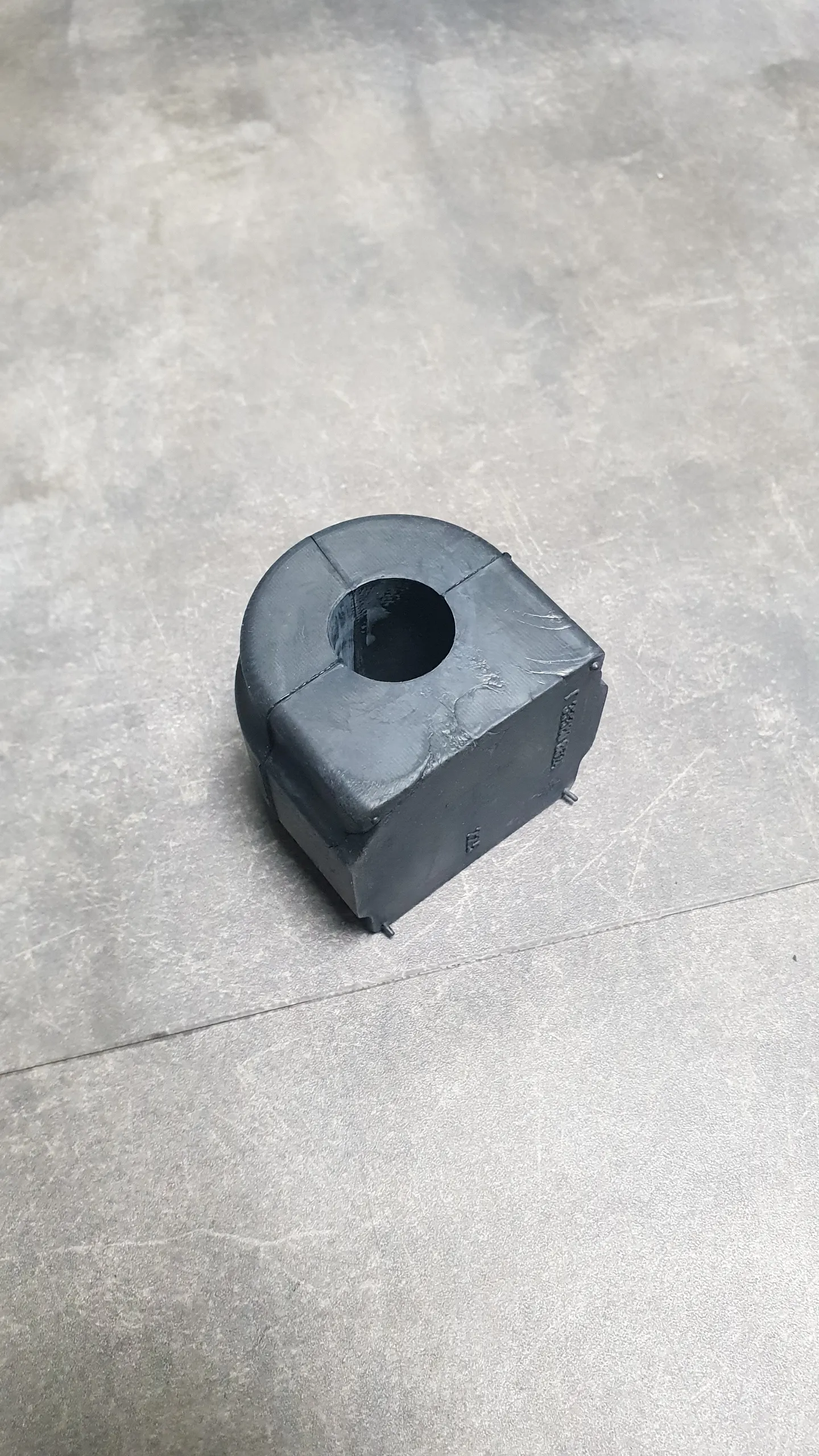 Втулка стабилизатора переднего E46 D=22,5mm