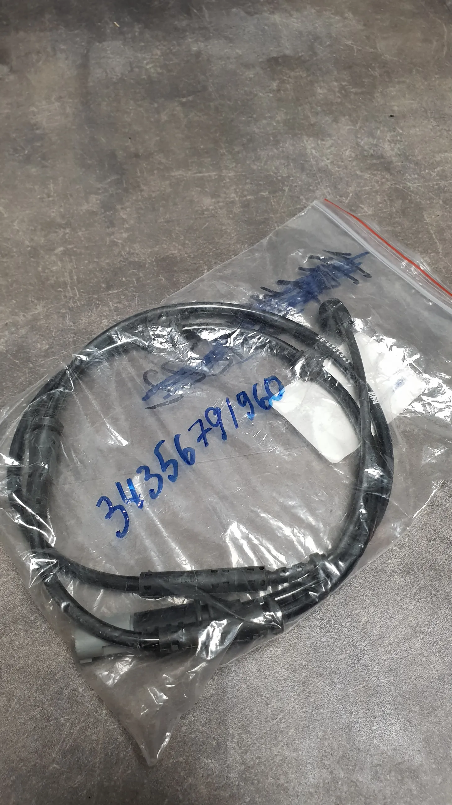 Датчик износа торм. колодок задн. F01,F02 (с 09.2009)