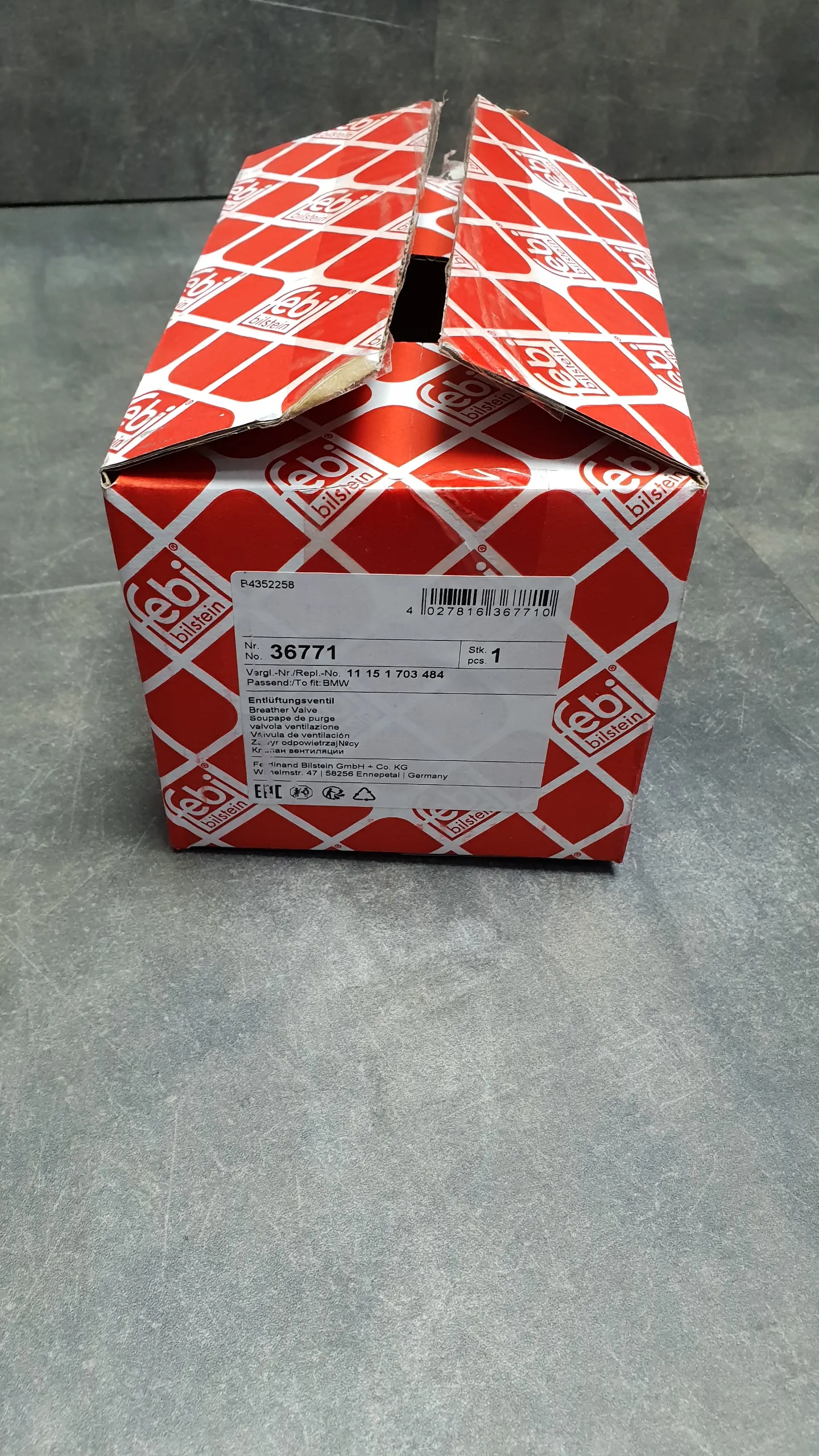 Клапан вентиляции картера  (КВКГ) M52