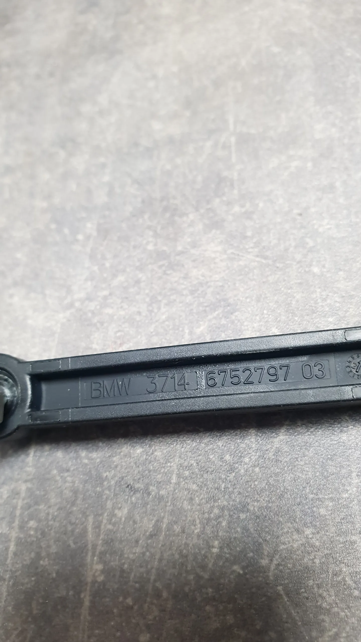 Рычаг датчика величины дорожн.просвета см.VIN