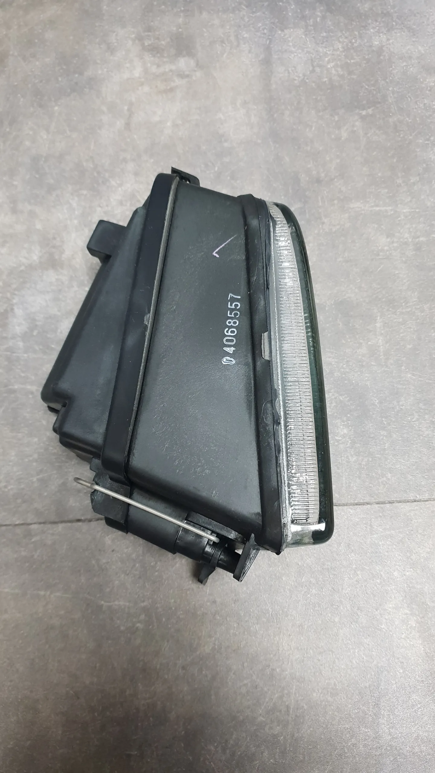 Фара противотуманная E39 до 09.2000 [L]