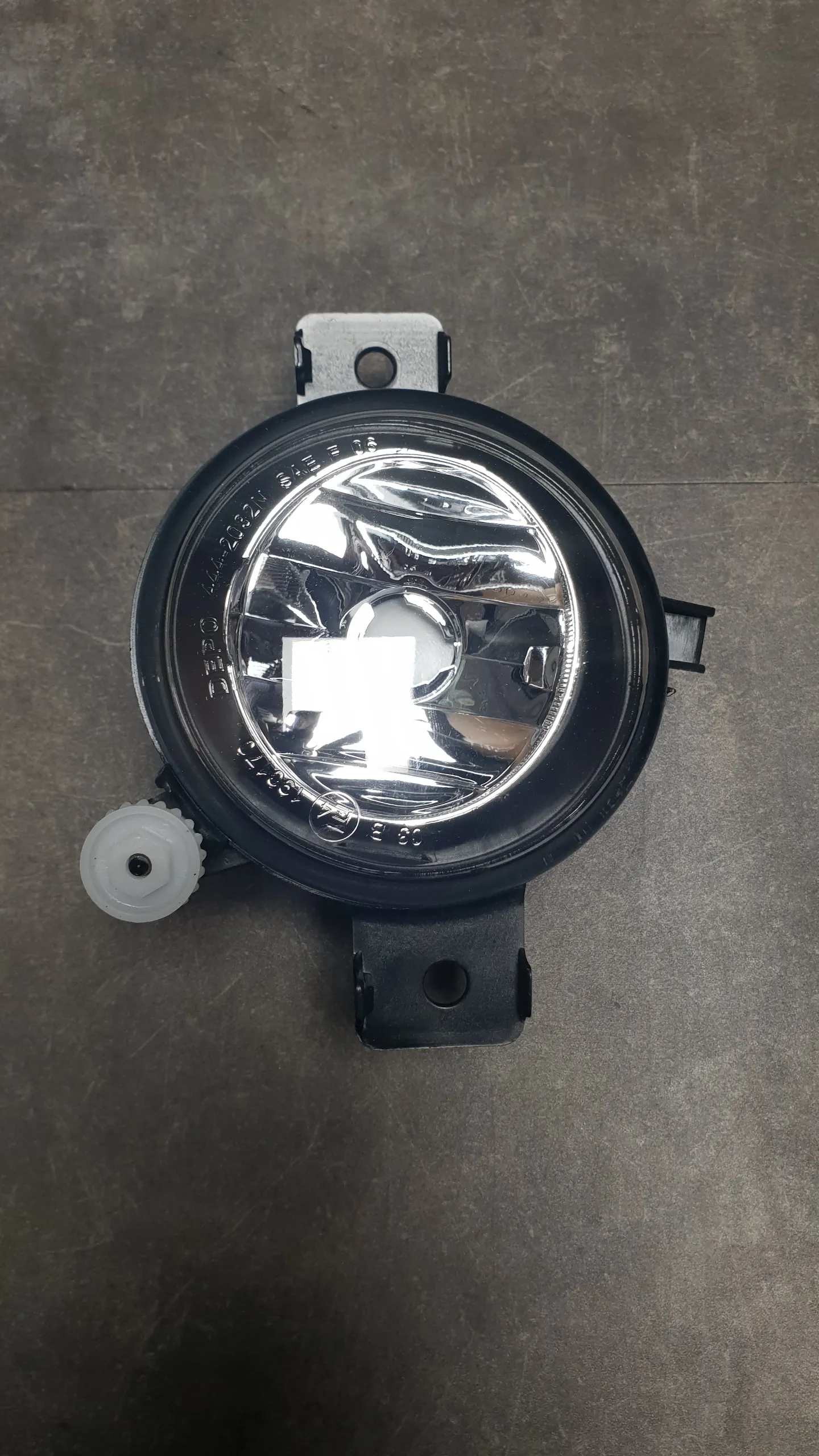 Фара противотуманная X5 E70 LCI (L) (без м-пакета и адаптивного освещения)