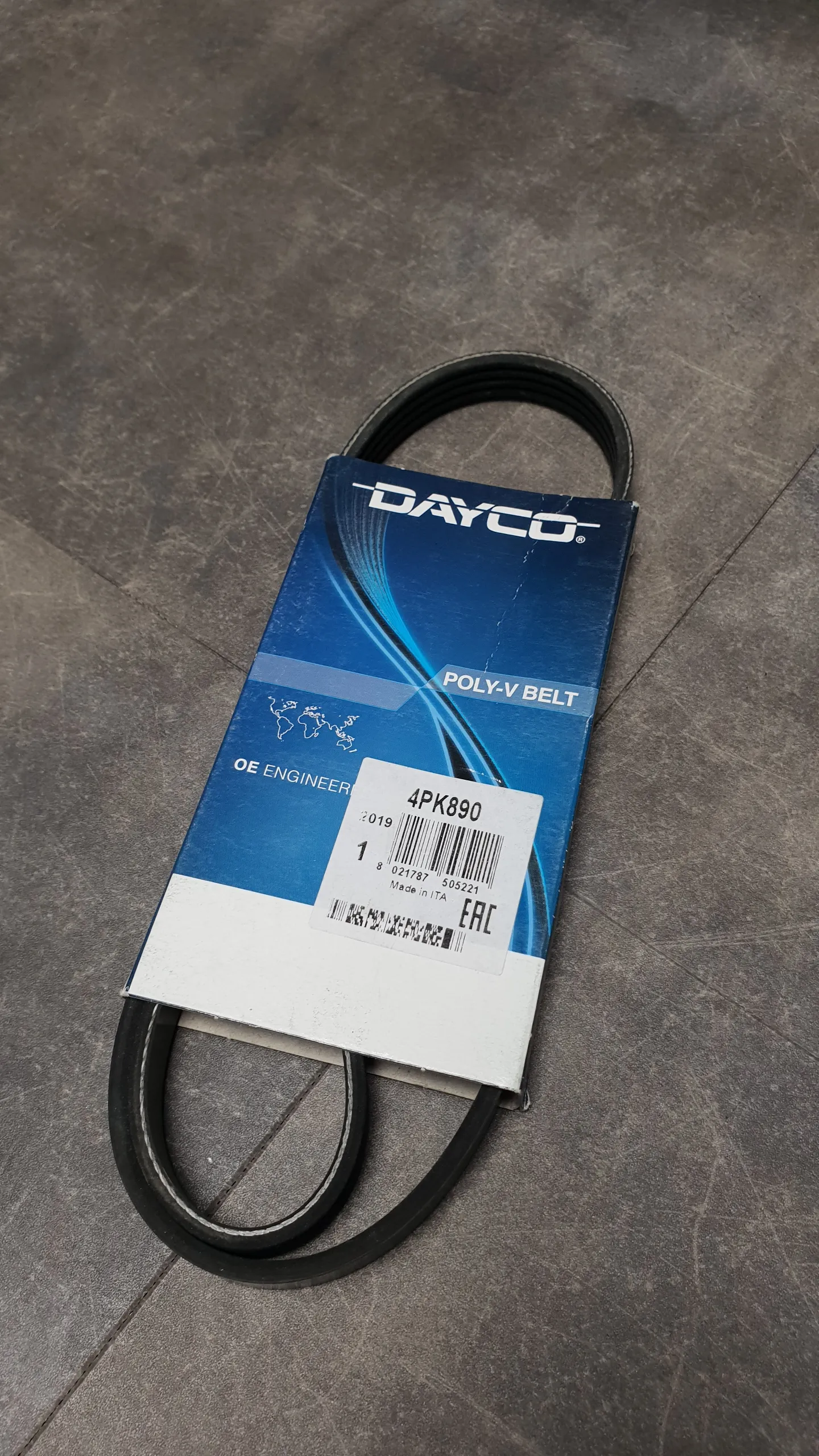 Ремень кондиционера M42,M43,M44 Е36,Е34 [4PK889 ]