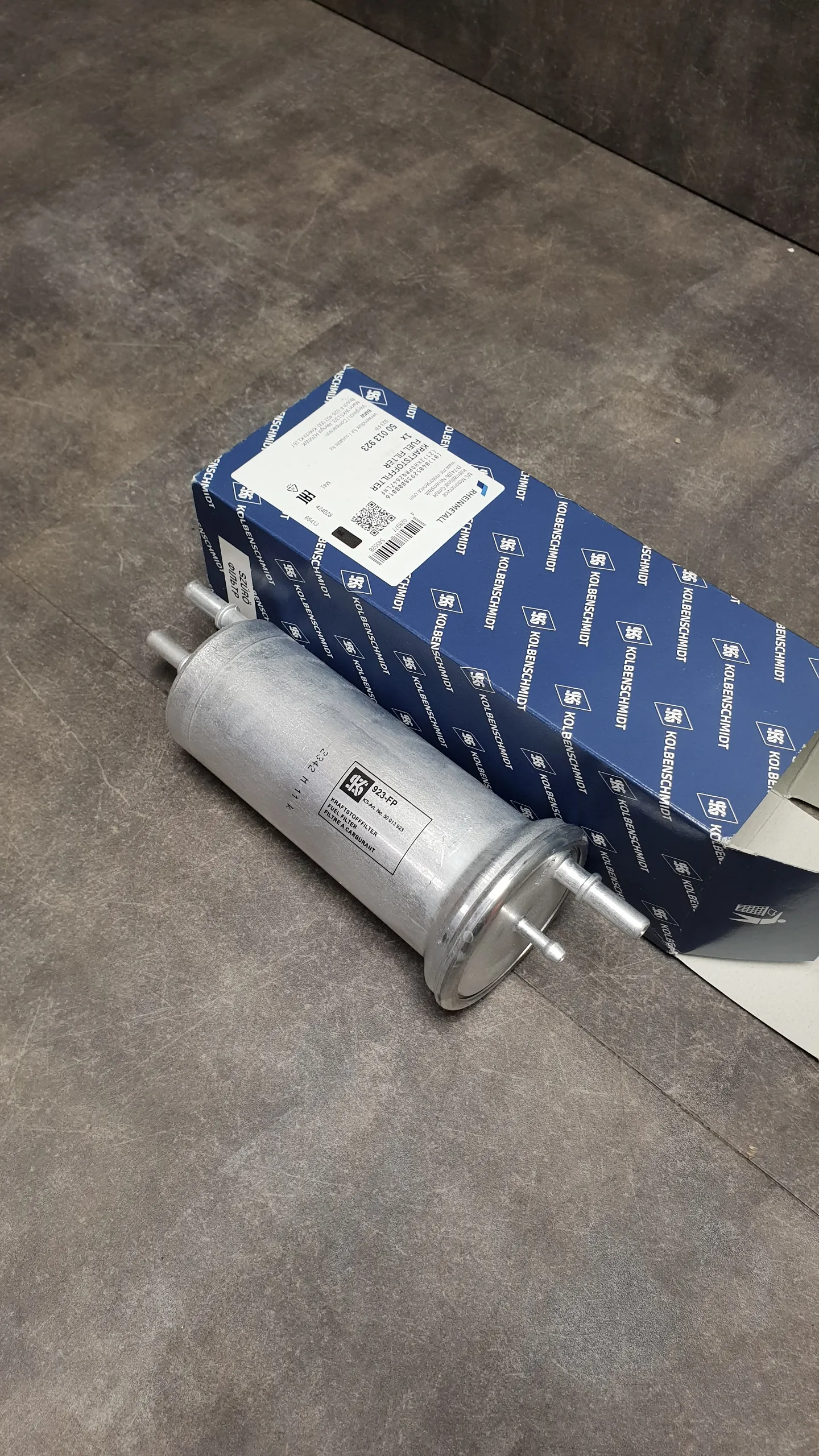 Фильтр топливный E53 [M54, M62, N62 (c 04.02)] с регулятором давления