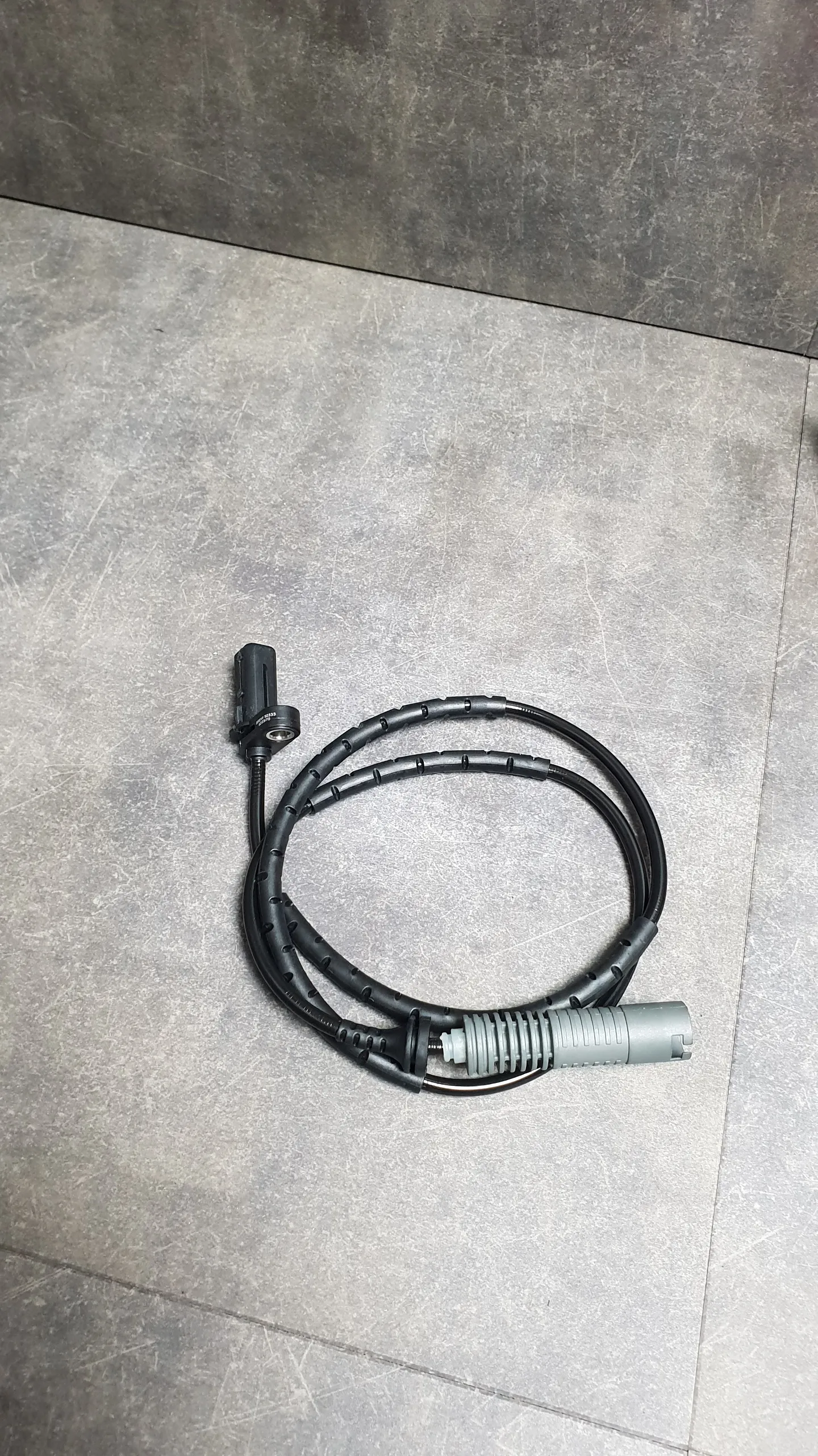 Датчик ABS задний E81,E90 (4 цил.),[без опции s100a]