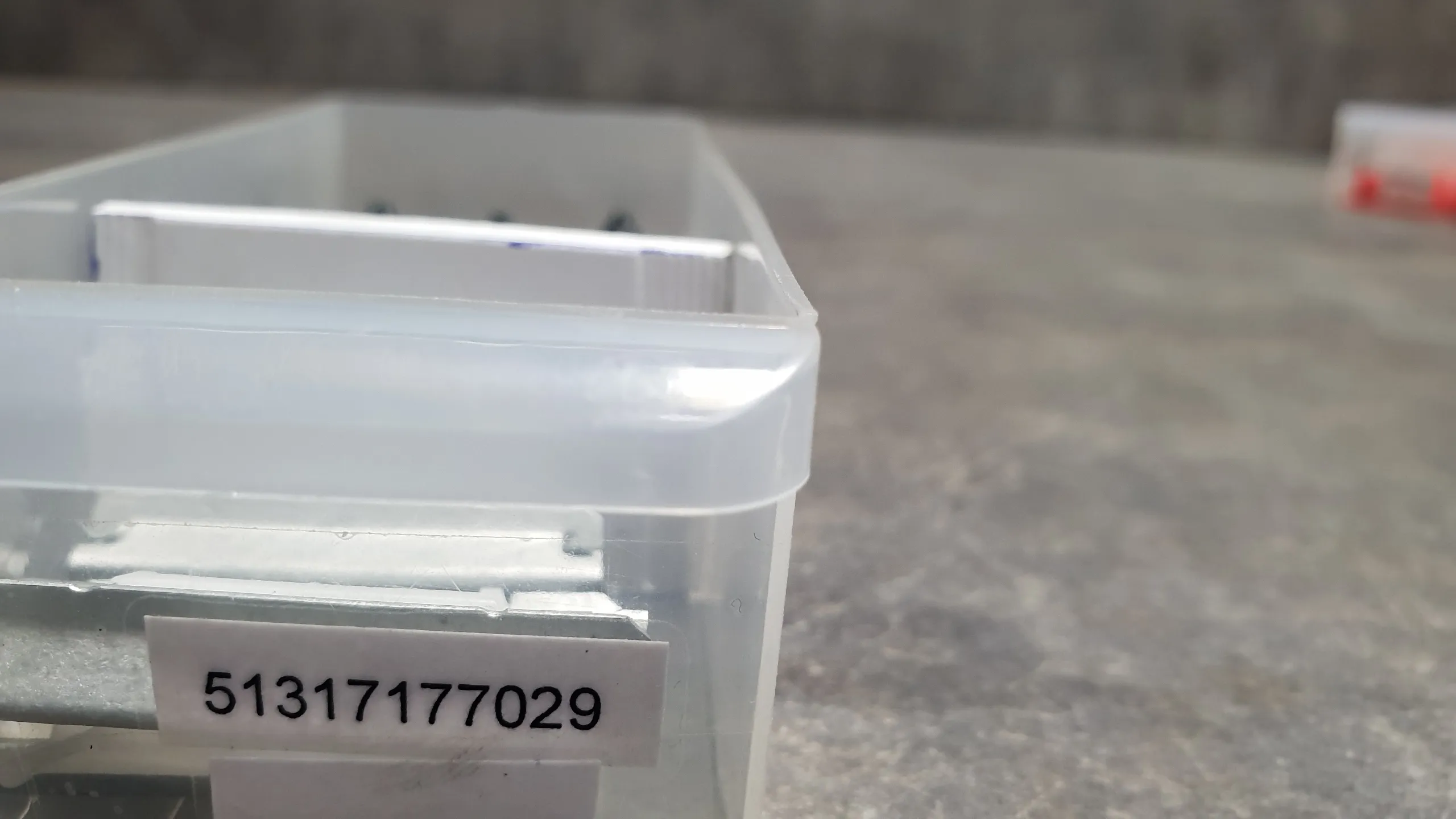 Клипса планки лобового стекла E70,E70LCI,E71 (4-14)